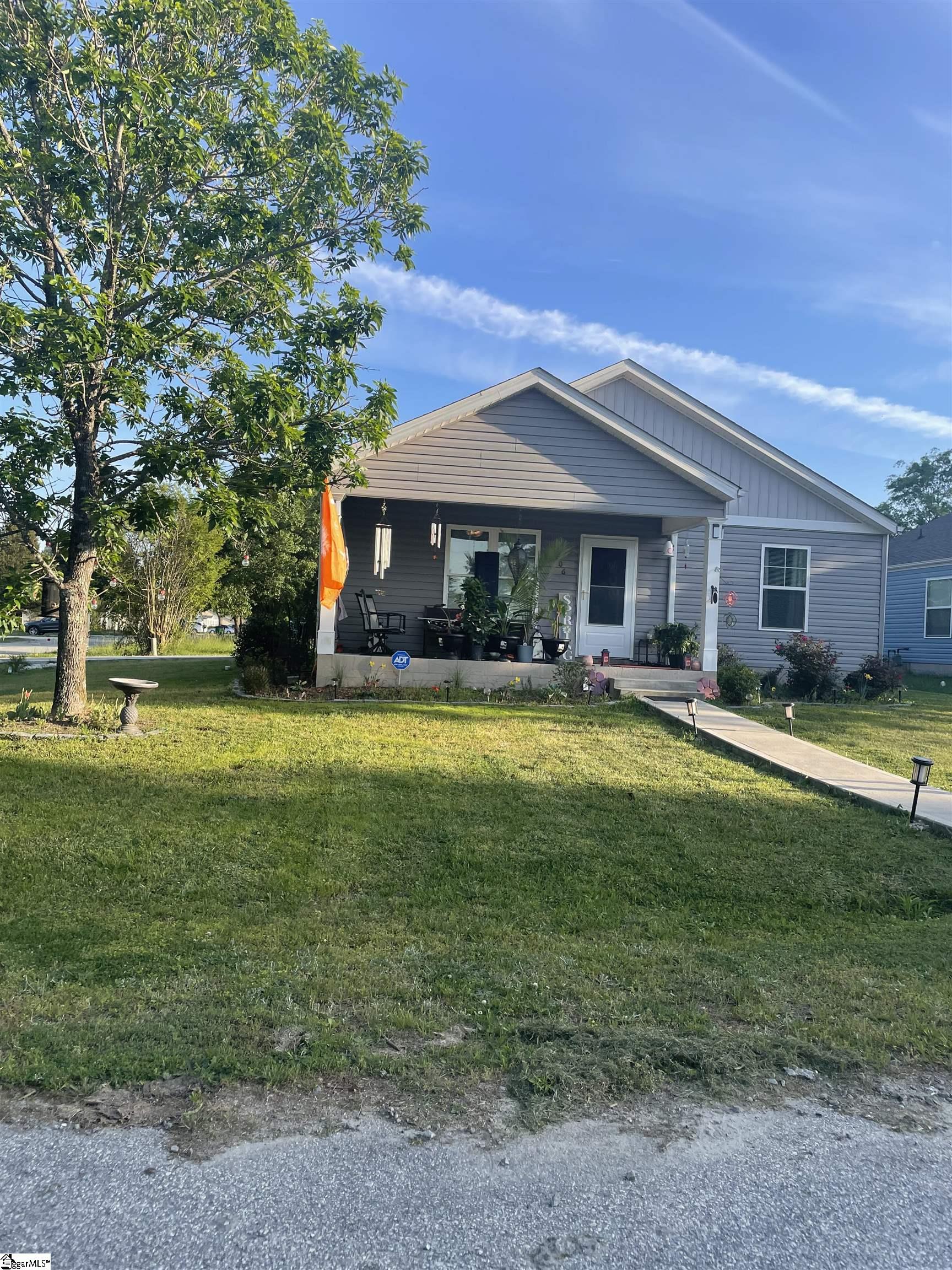 206 Dillon Drive, Clinton SC 29325