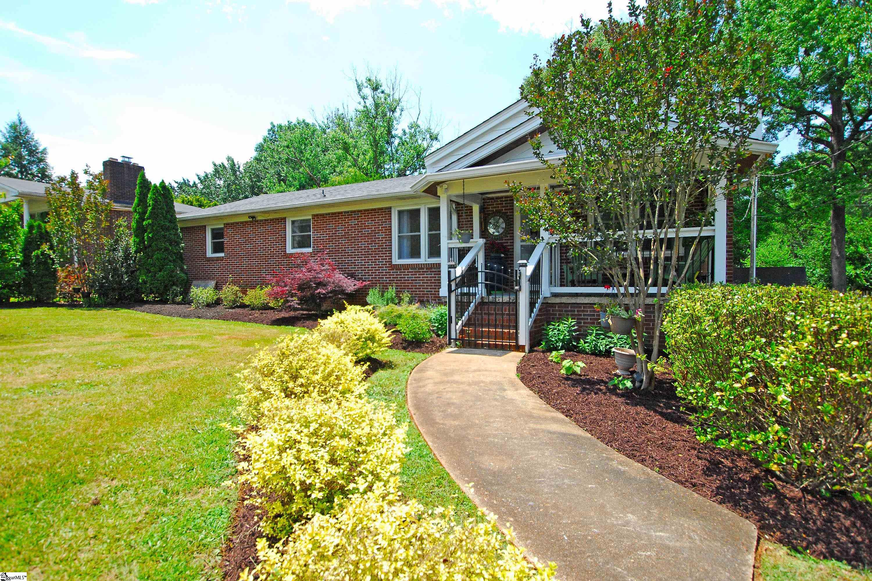 4 Rhonda Court, Greenville SC 29617