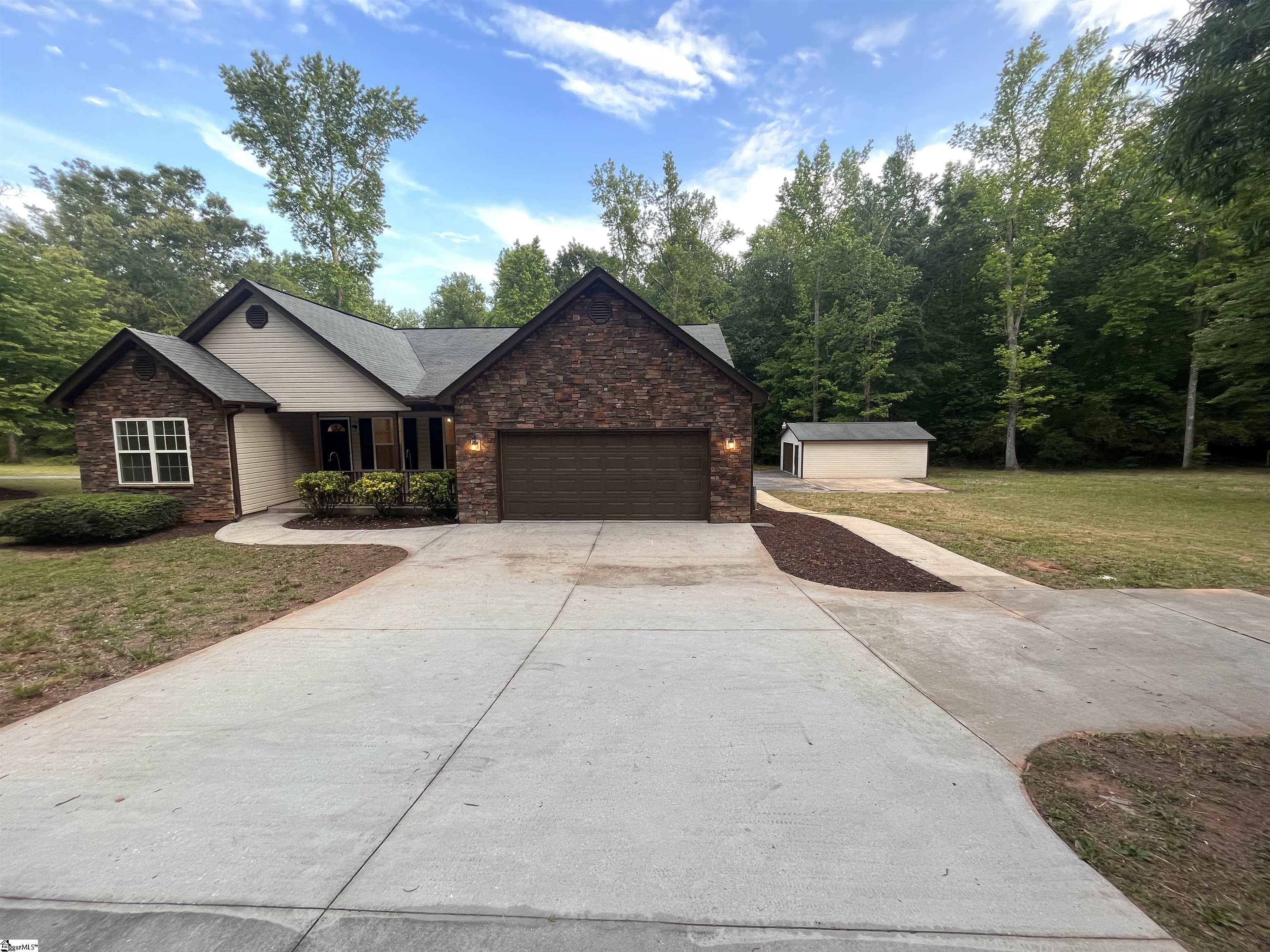 320 Blake Dairy Road, Belton SC 29627