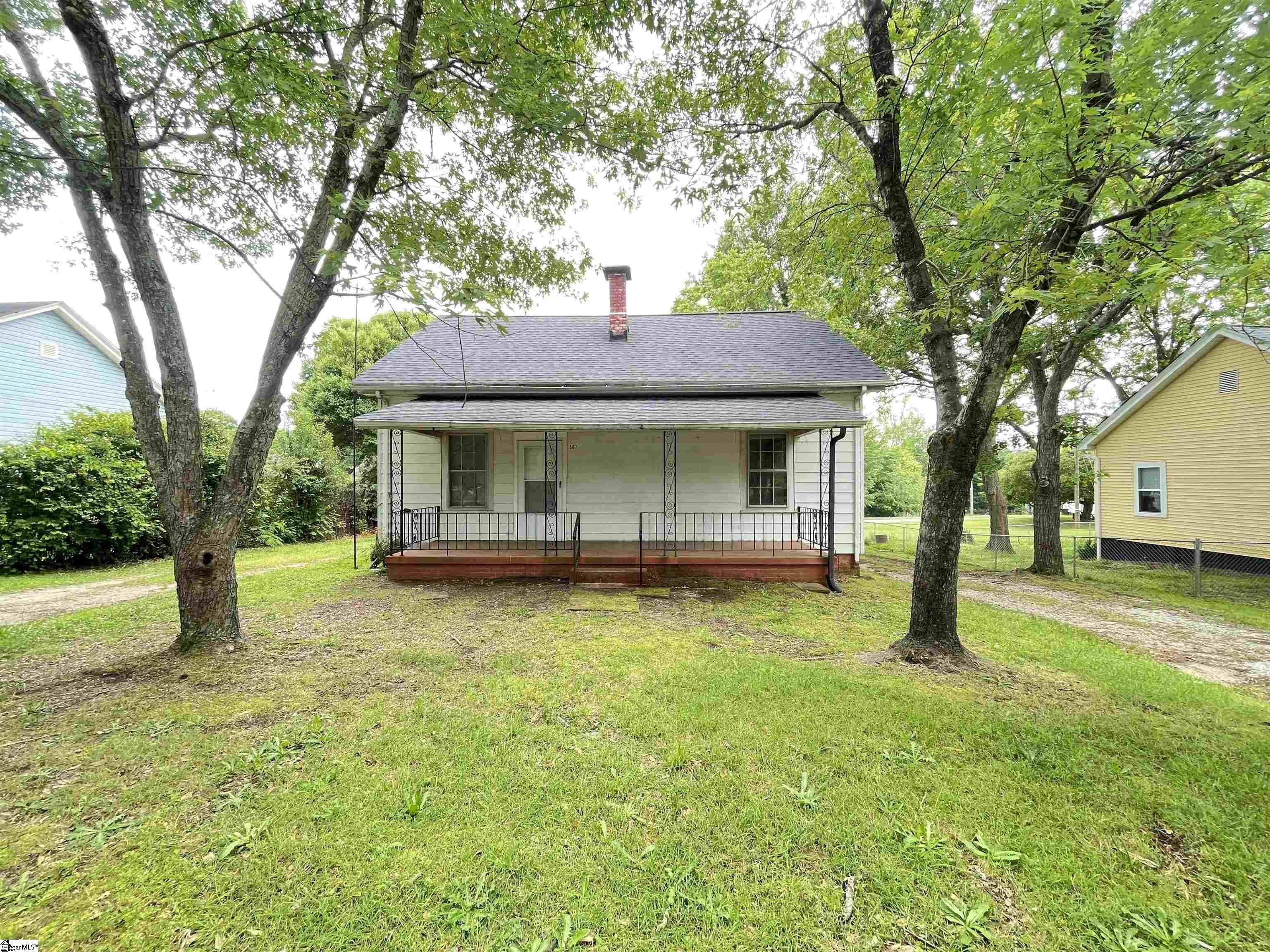 507 Connecticut Avenue, Greer SC 29650
