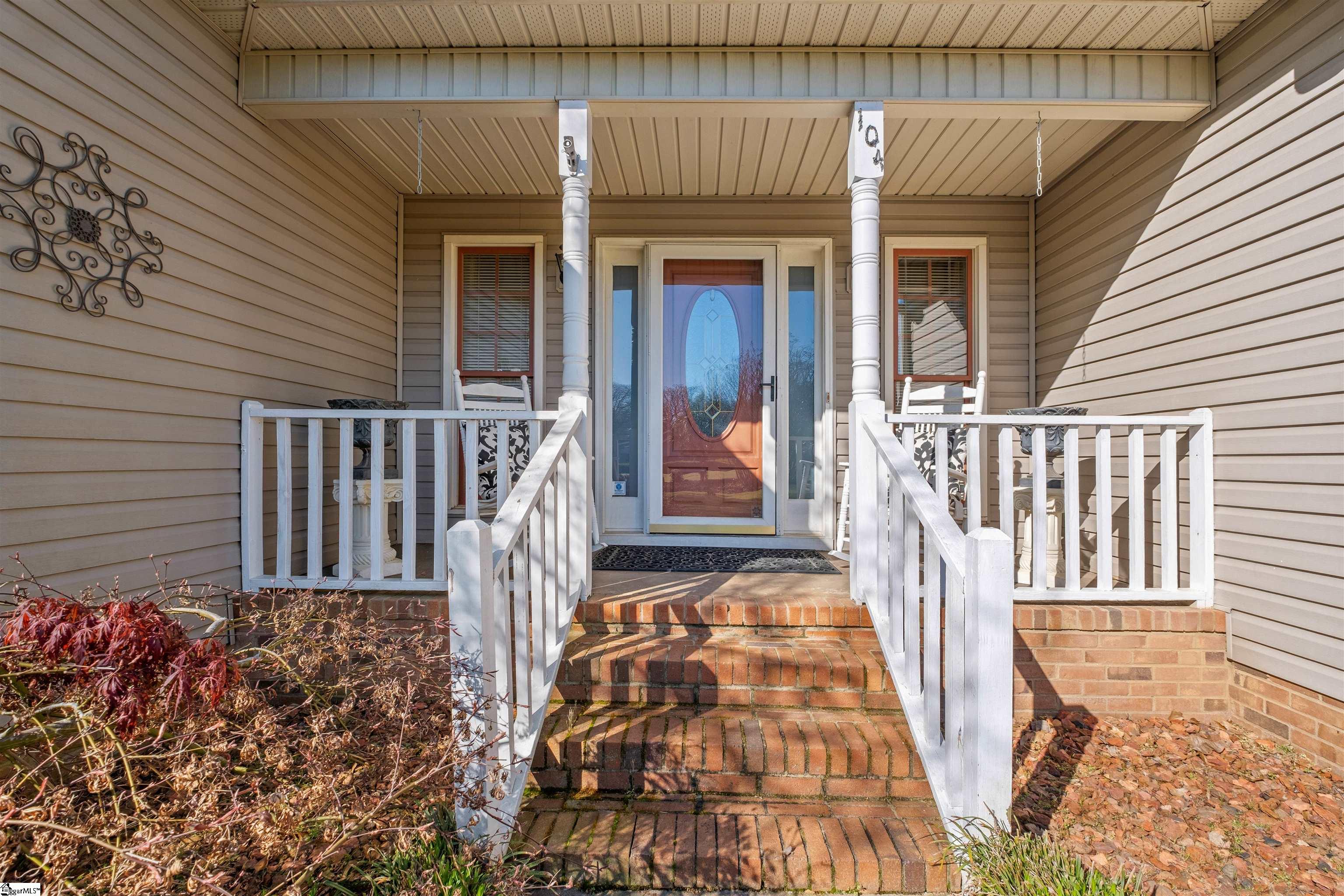 104 Taylors Road Taylors, SC 29687