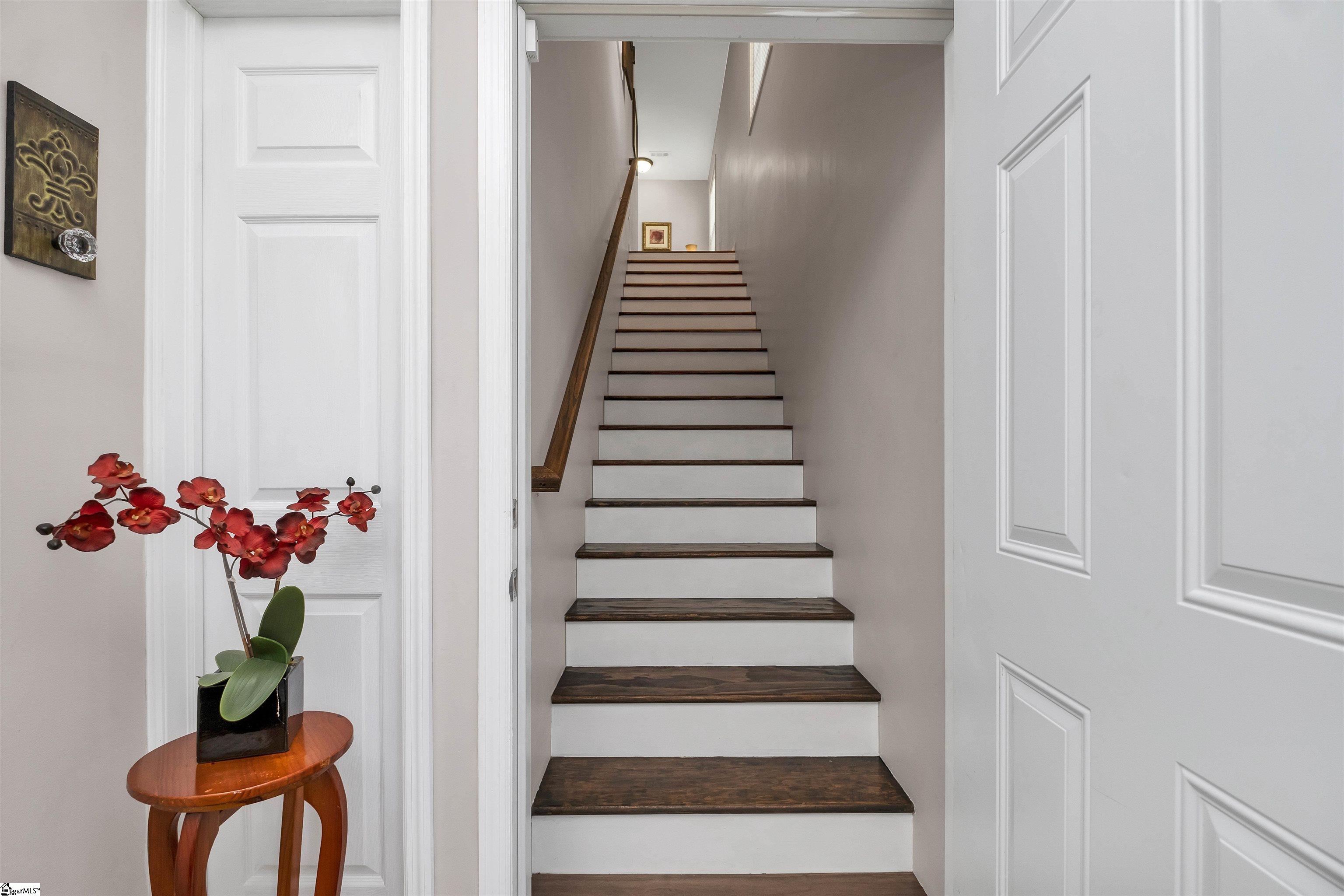 104 Taylors Road Taylors, SC 29687