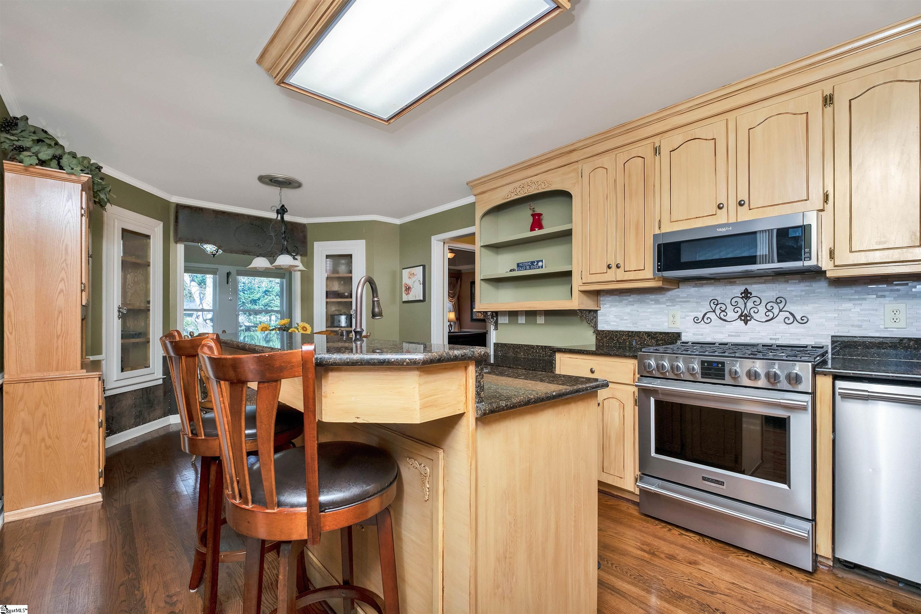 104 Taylors Road Taylors, SC 29687