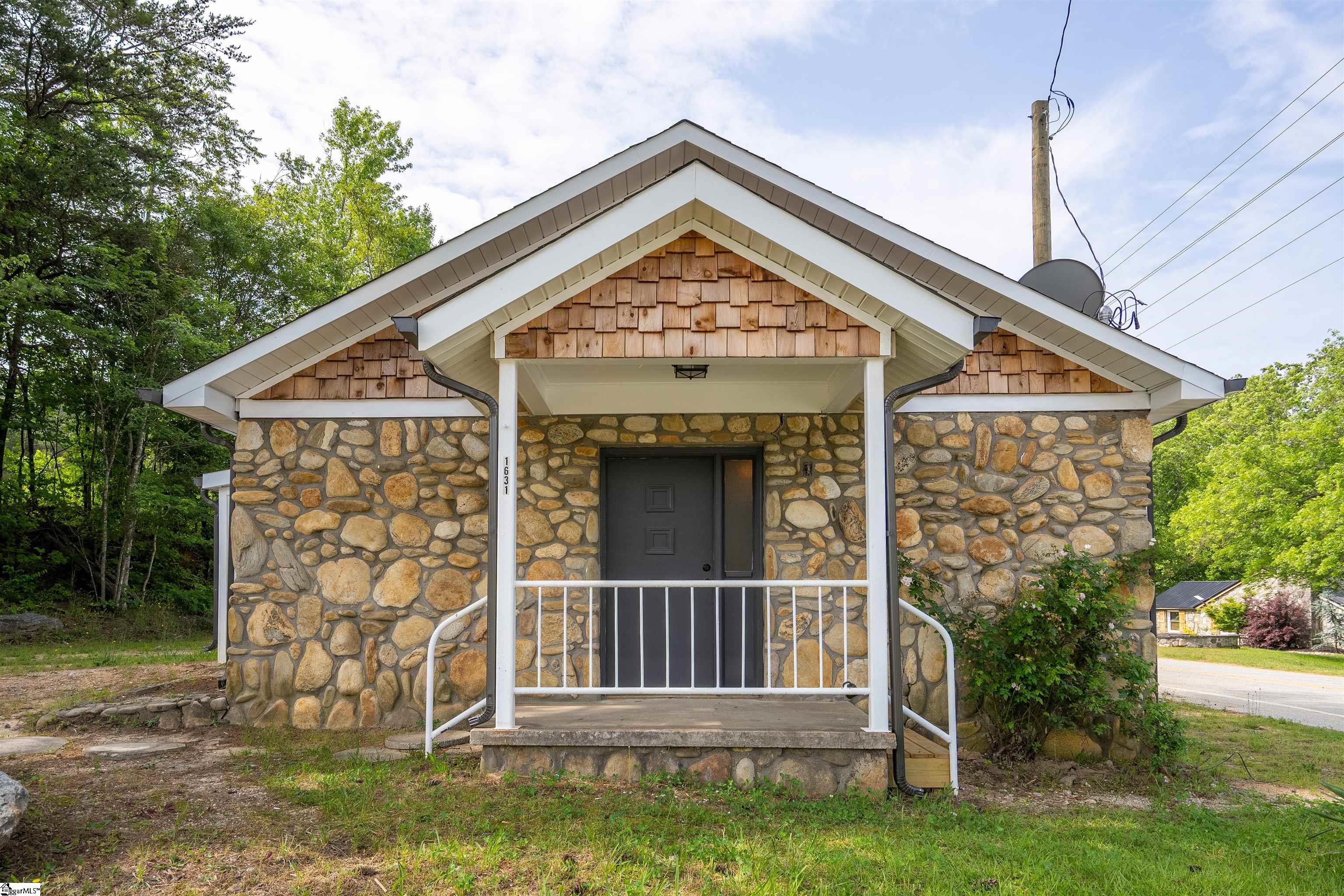 1631 Highway 11, Landrum SC 29356-9246