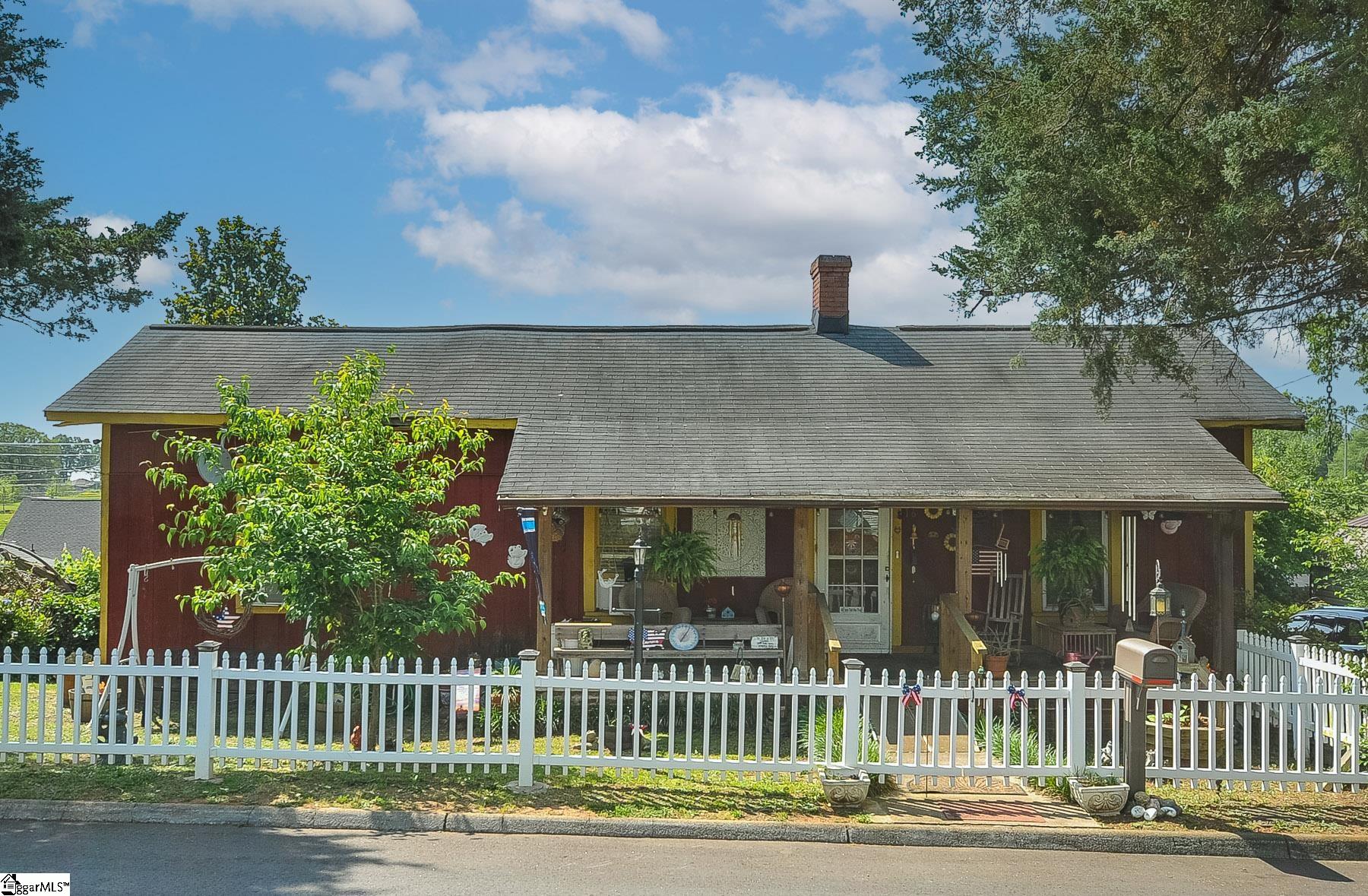16 South Street, Greenville SC 29611