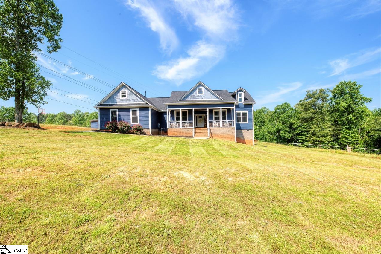 9 Lake Farm Court Travelers Rest, SC 29690