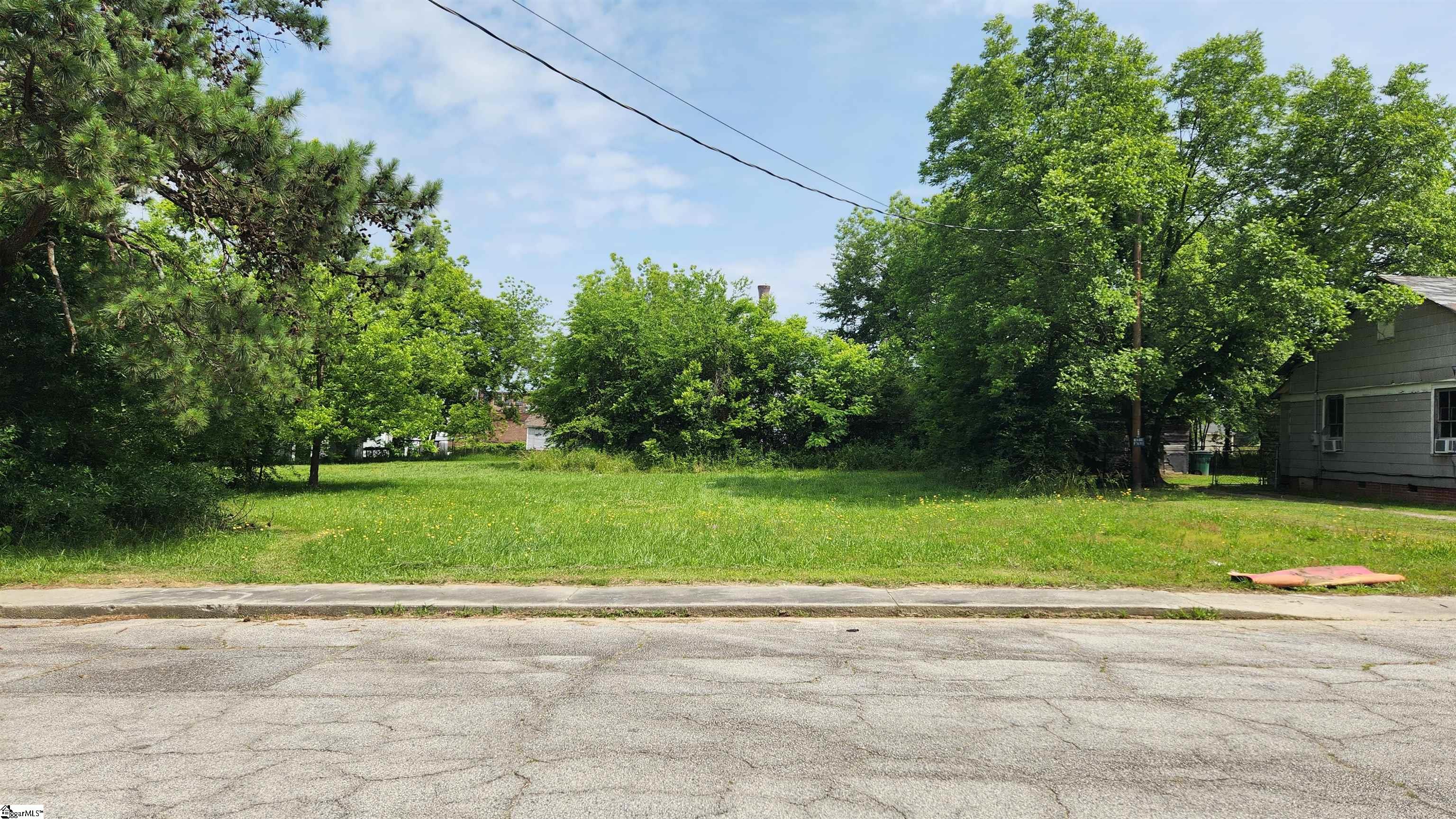 112 Milling Street, Clinton SC 29325