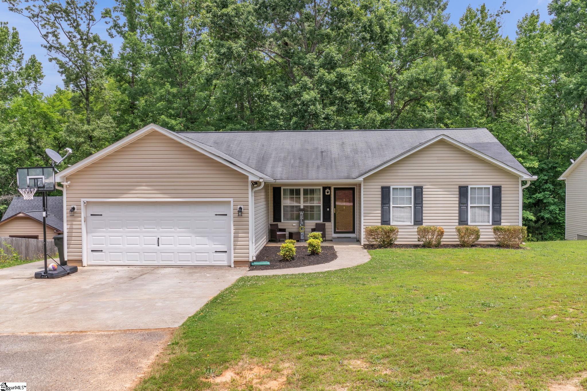 150 Forrest Drive, Fountain Inn SC 29644