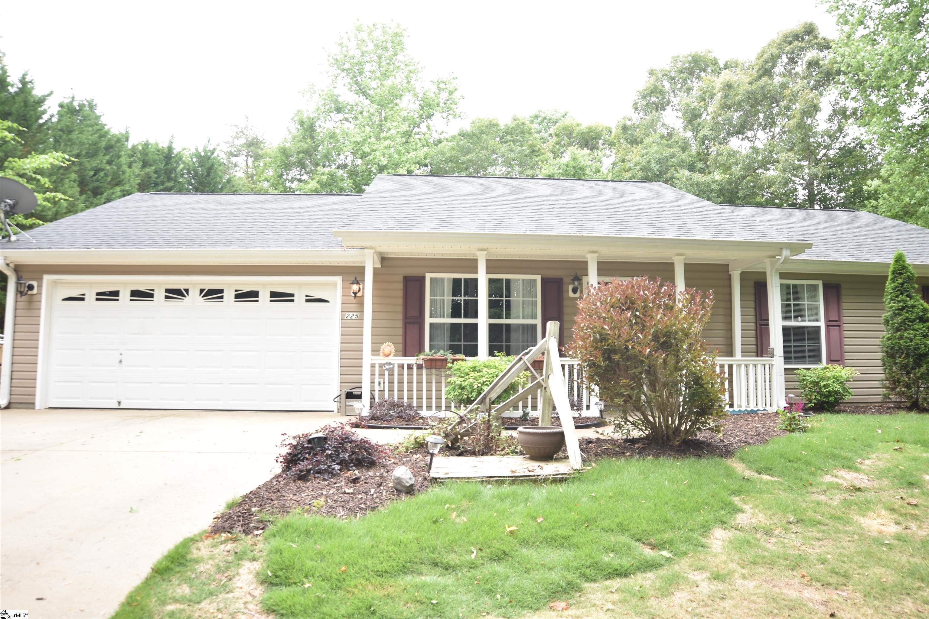 225 Jordan Springs Drive, Duncan SC 29334