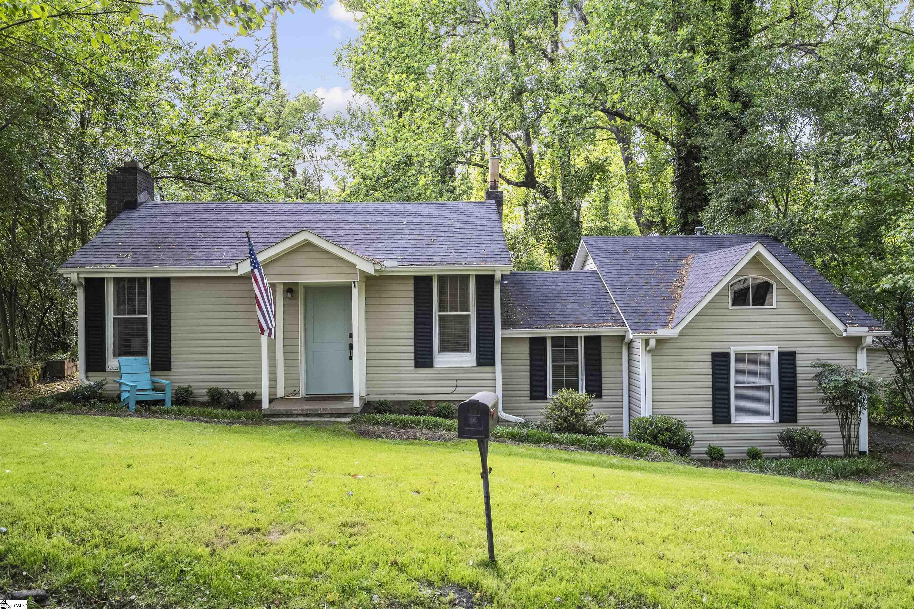 20 Granada Drive, Greenville SC 29605