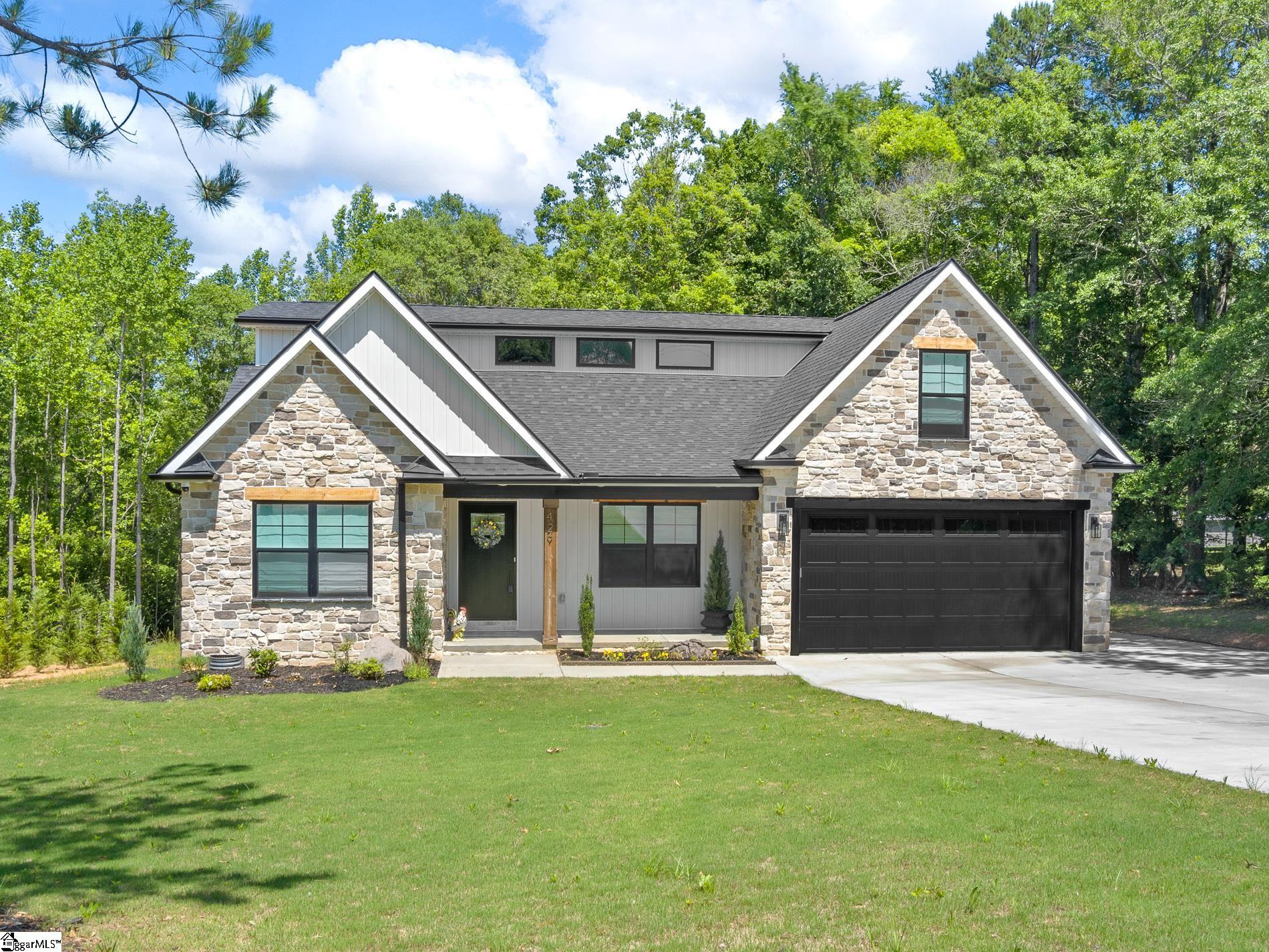 429 Walnut Grove Road Roebuck, SC 29369