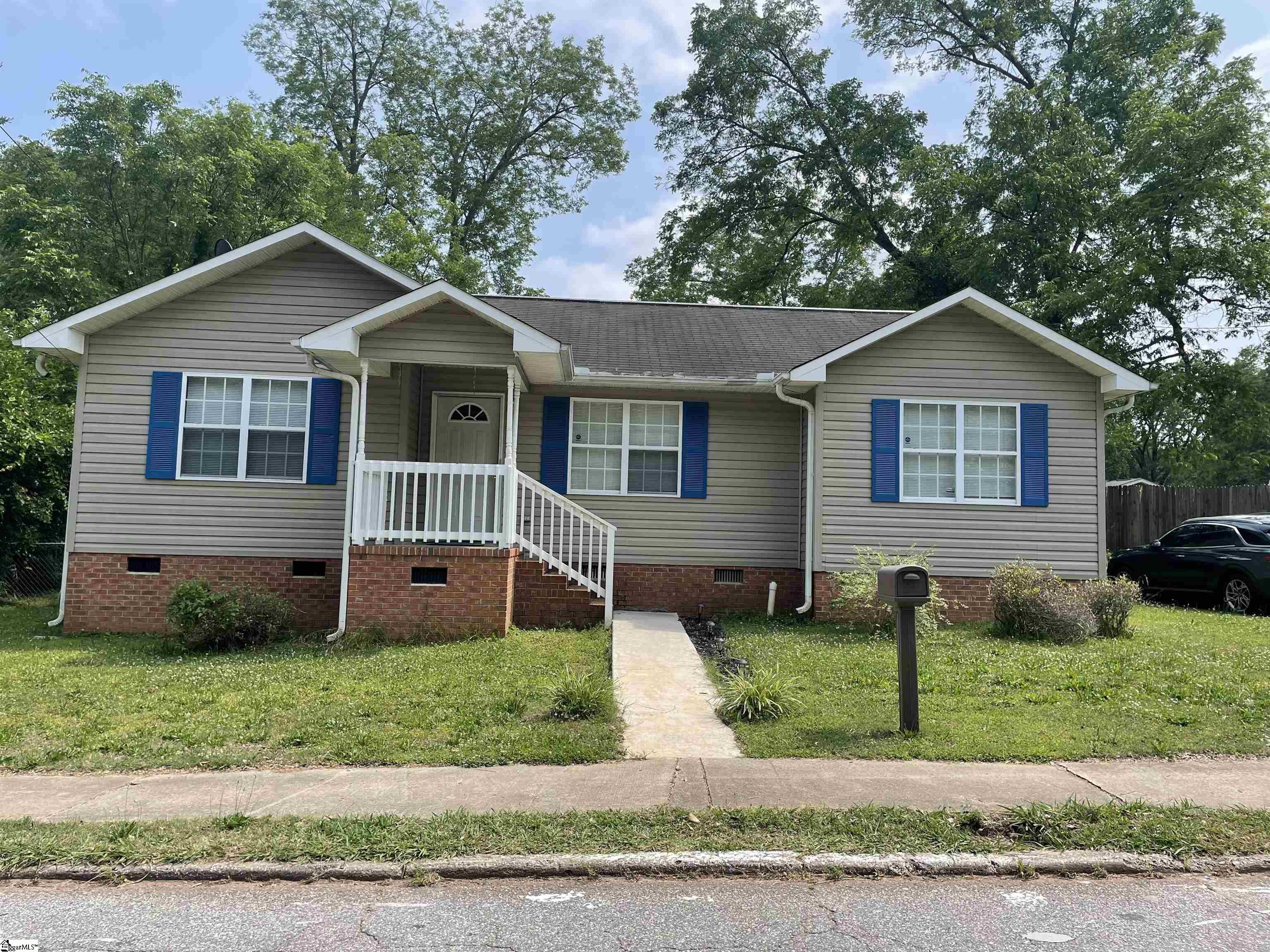502 E Hampton Street, Anderson SC 29624