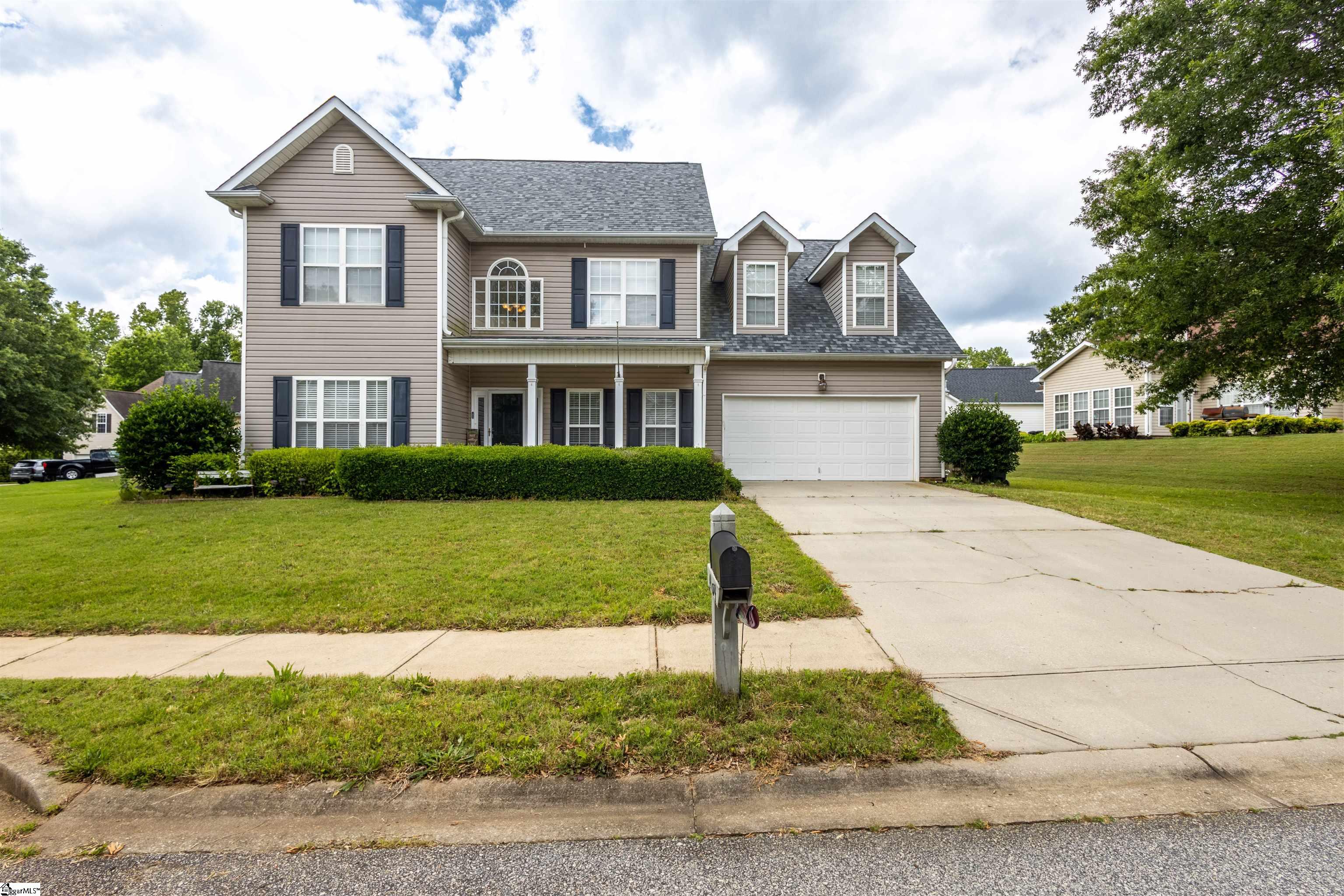 904 Morning Mist Lane, Simpsonville SC 29680