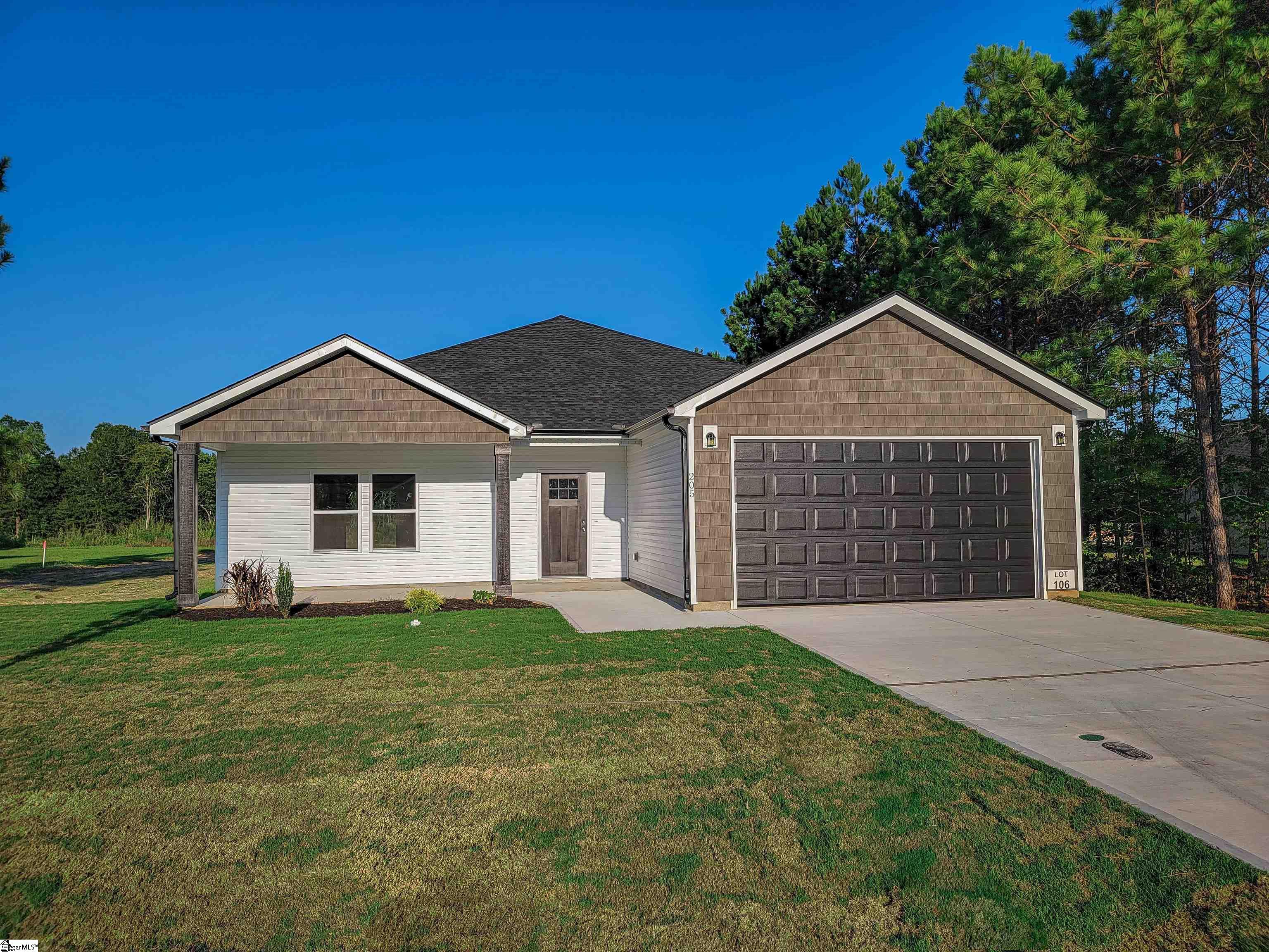 205 Essex Drive, Clinton SC 29325