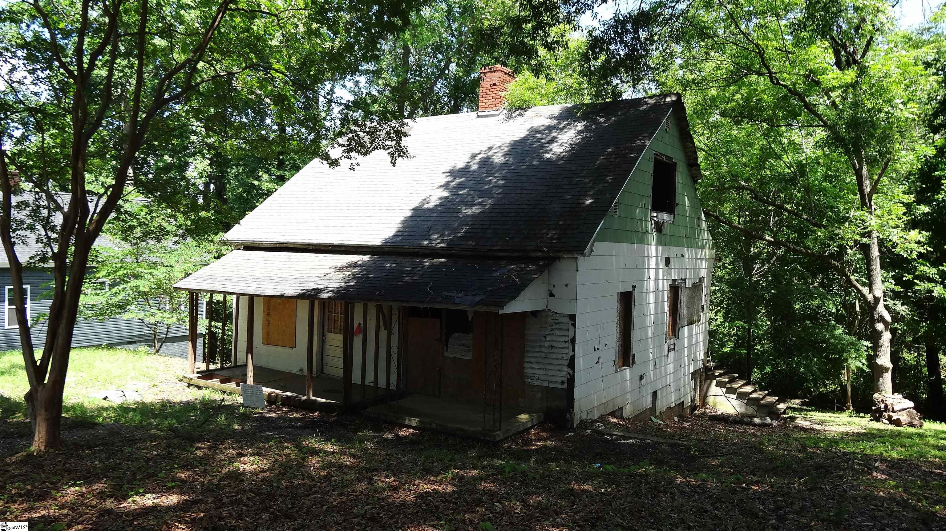 606 Branch Street, Woodruff SC 29388