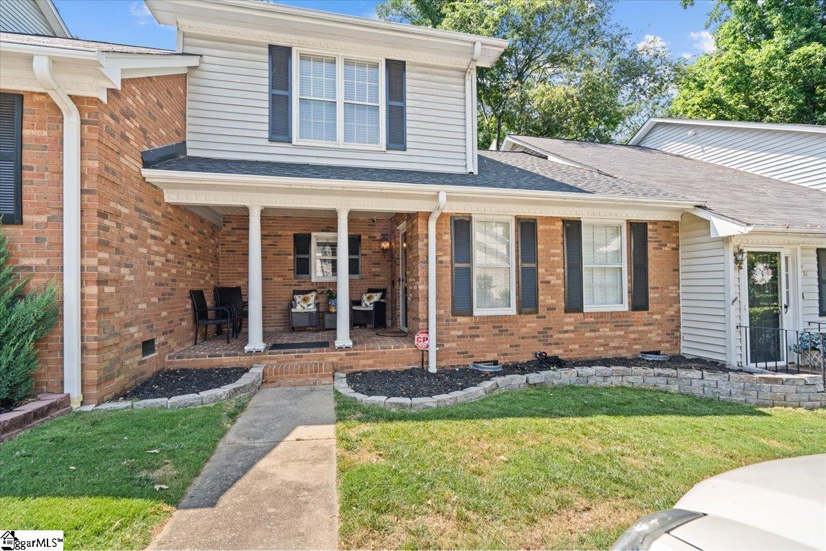 32 Somersett Drive, Spartanburg SC 29301