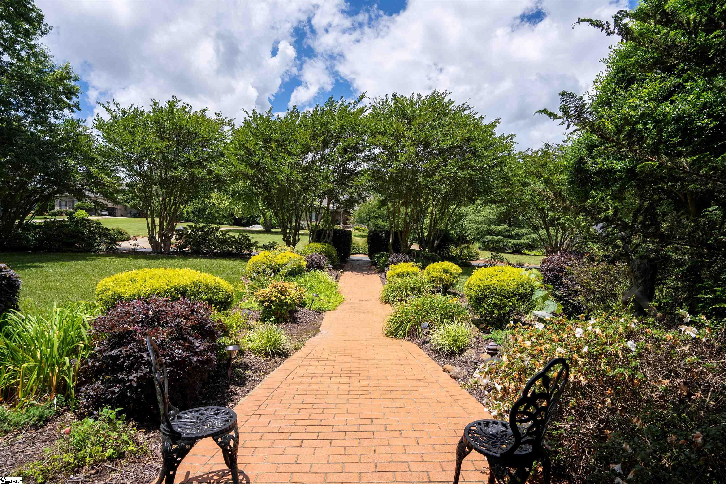 19 Bay Point Way Taylors, SC 29687