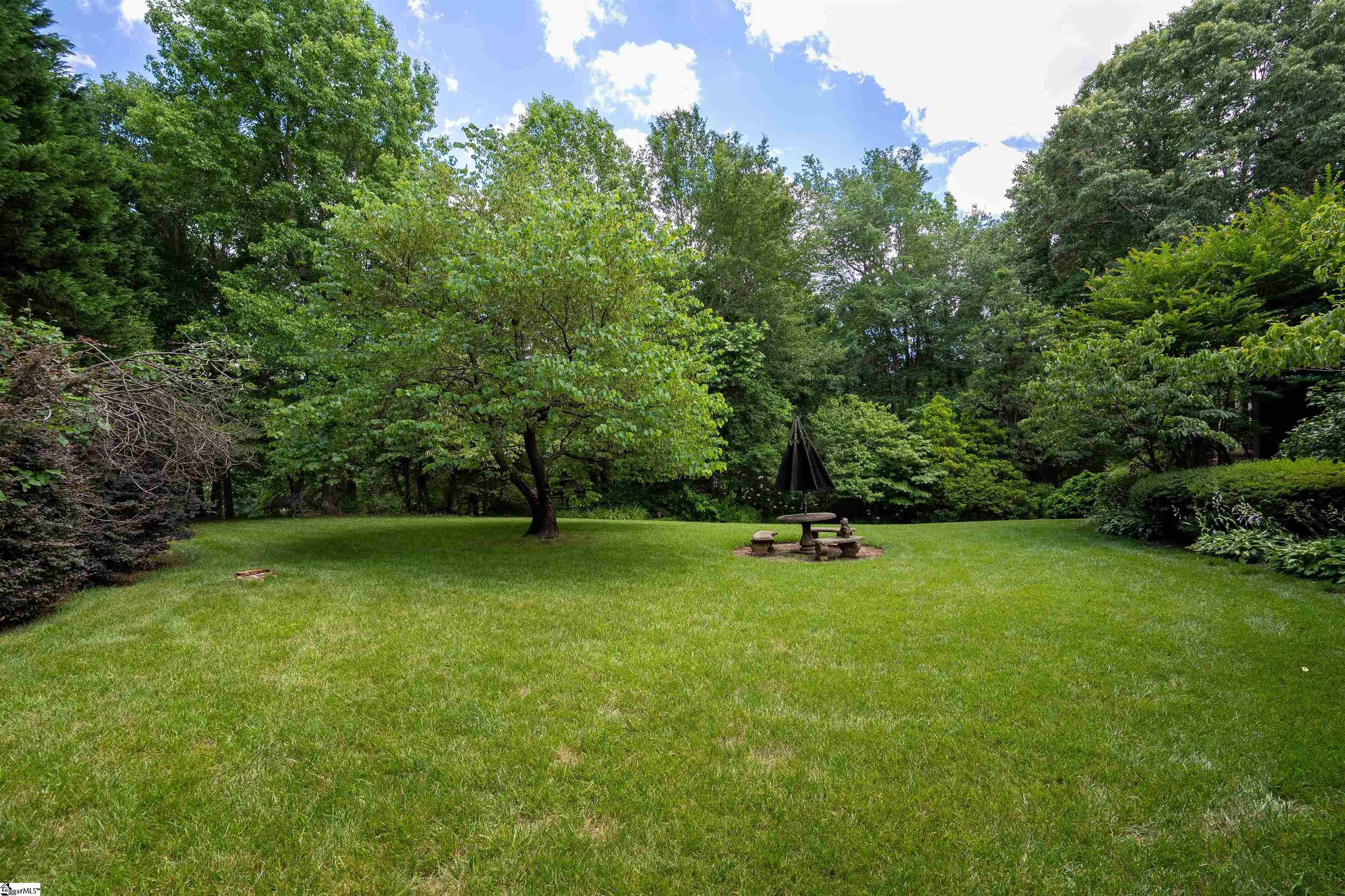 19 Bay Point Way Taylors, SC 29687