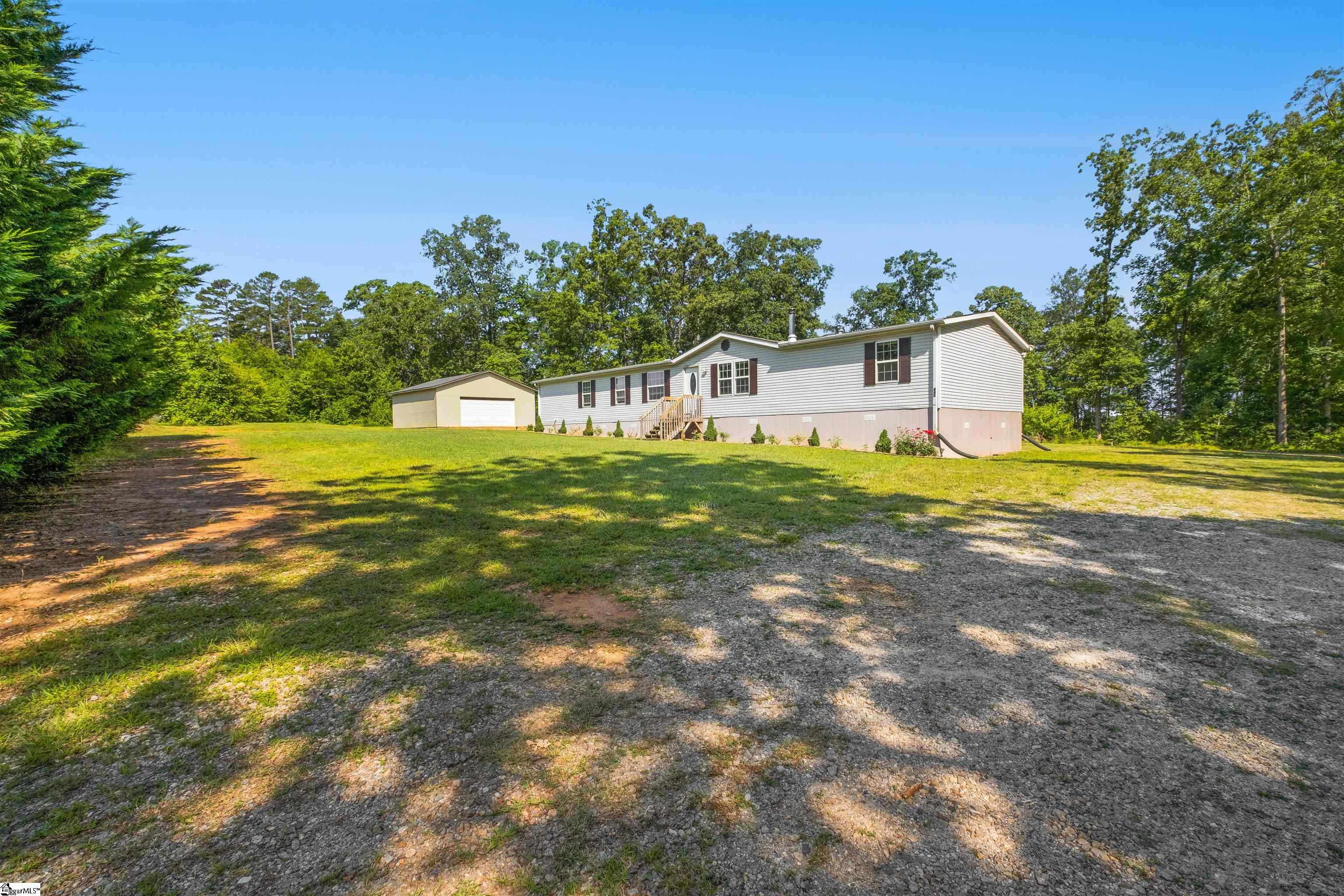 940 Mcswain Road, Chesnee SC 29323