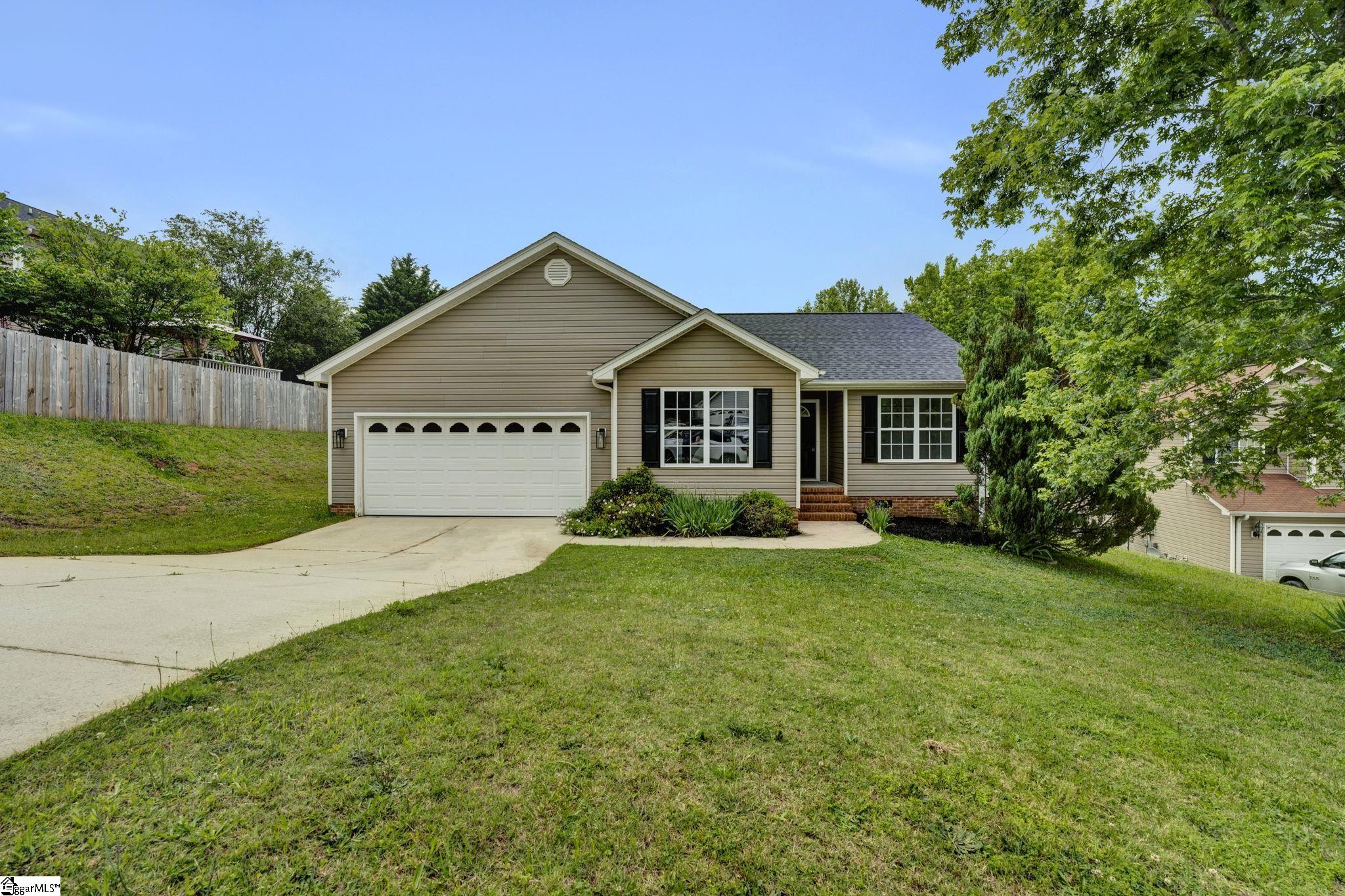 3 Gentian Court, Taylors SC 29687