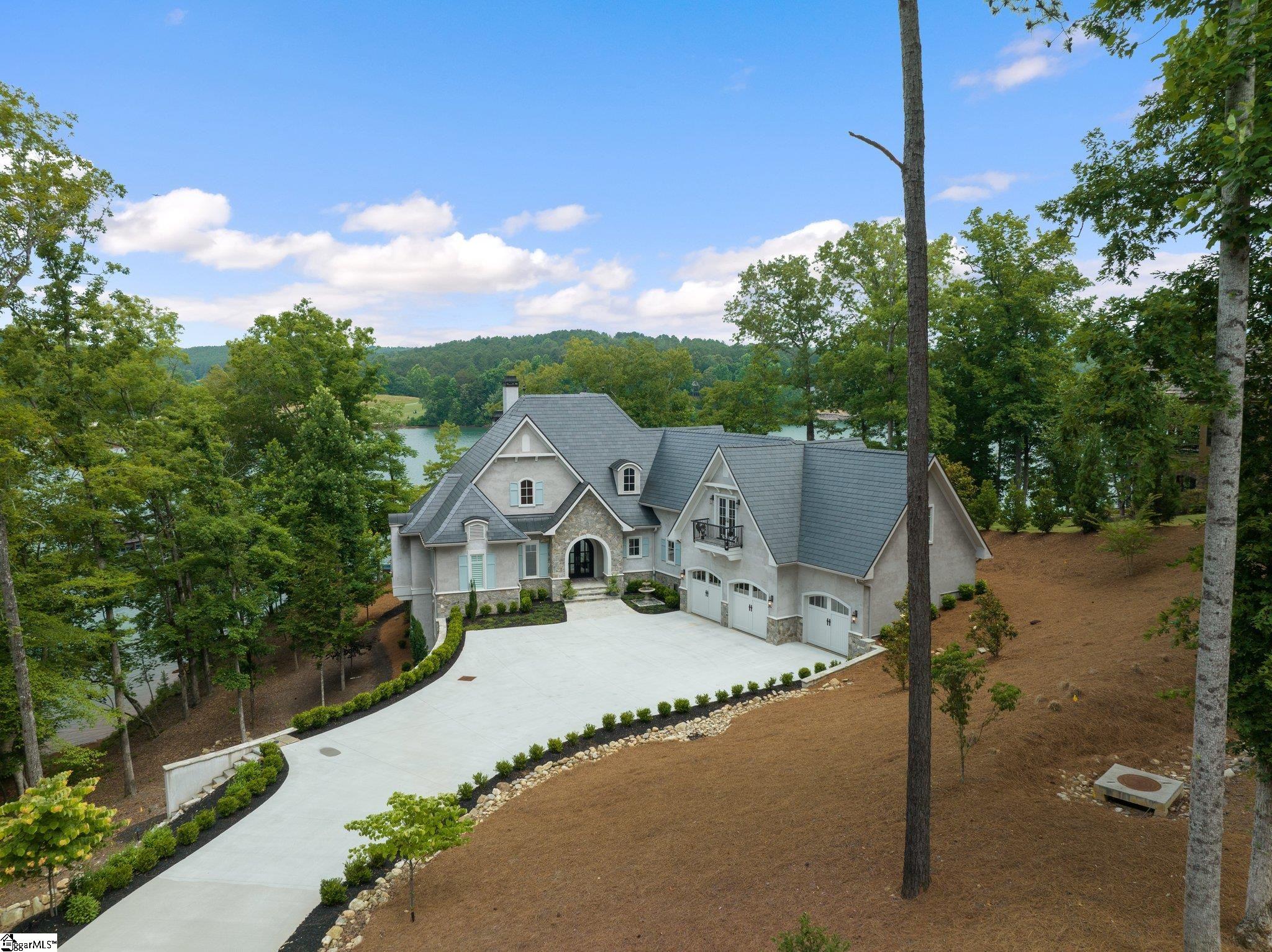 142 Crooked Beech Road Sunset, SC 29685
