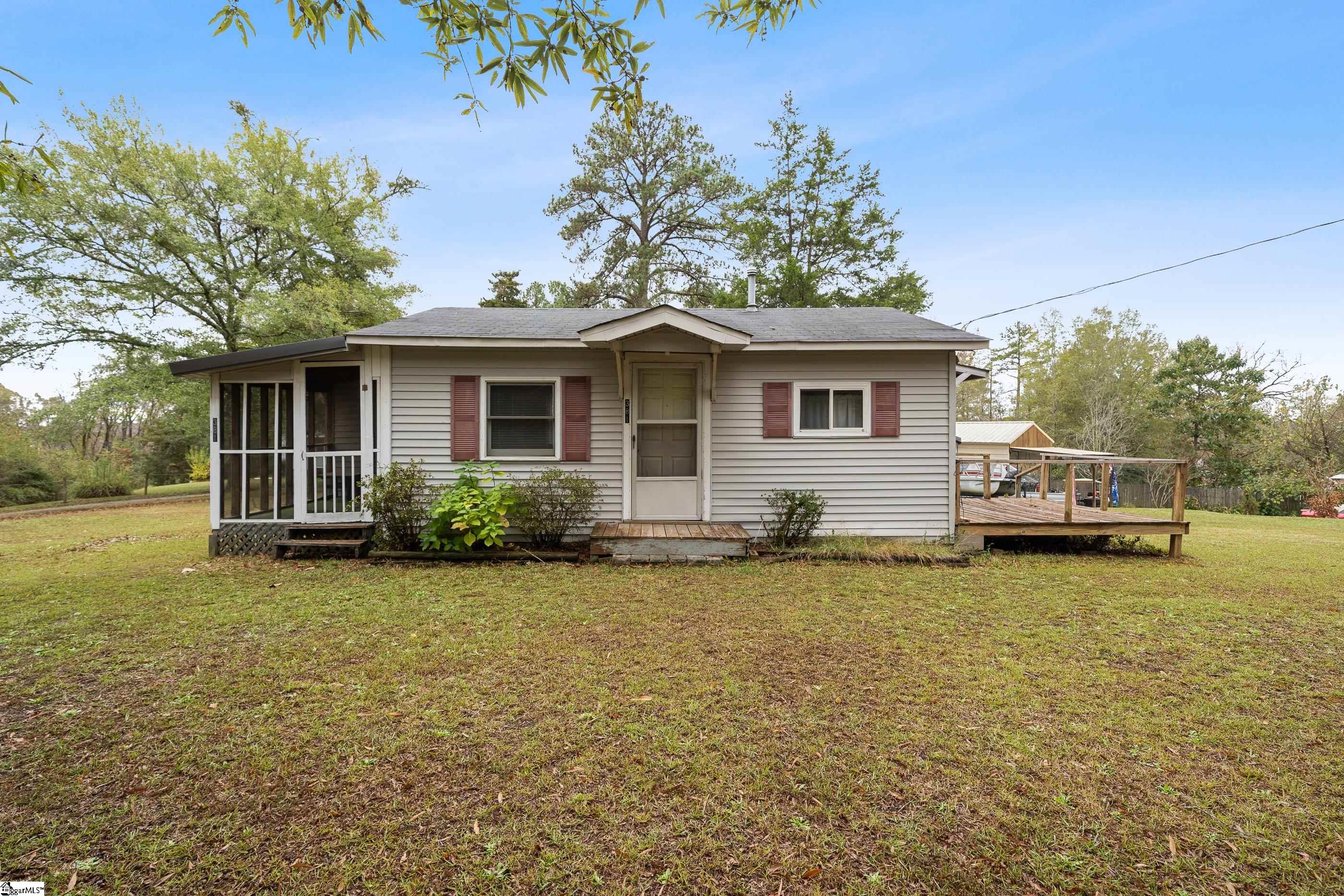 381 Floatella Road, Waterloo SC 29384