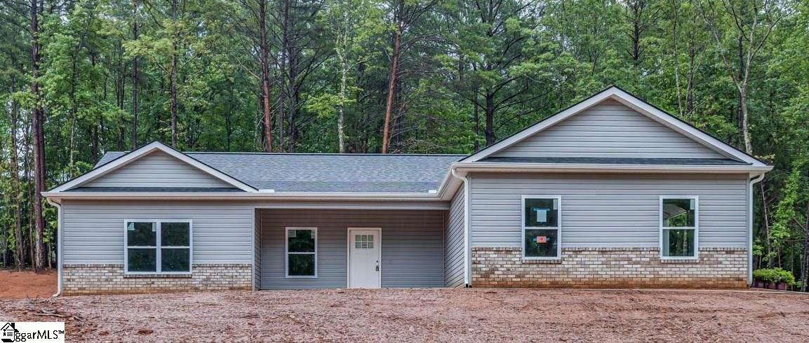 109 Angler Drive, Laurens SC 29360