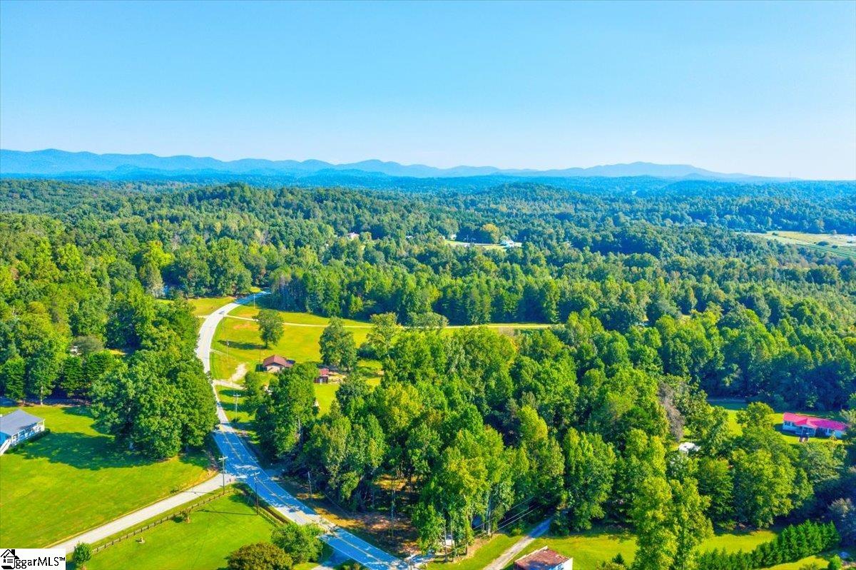 555 Dacusville Road, Marietta SC 29661