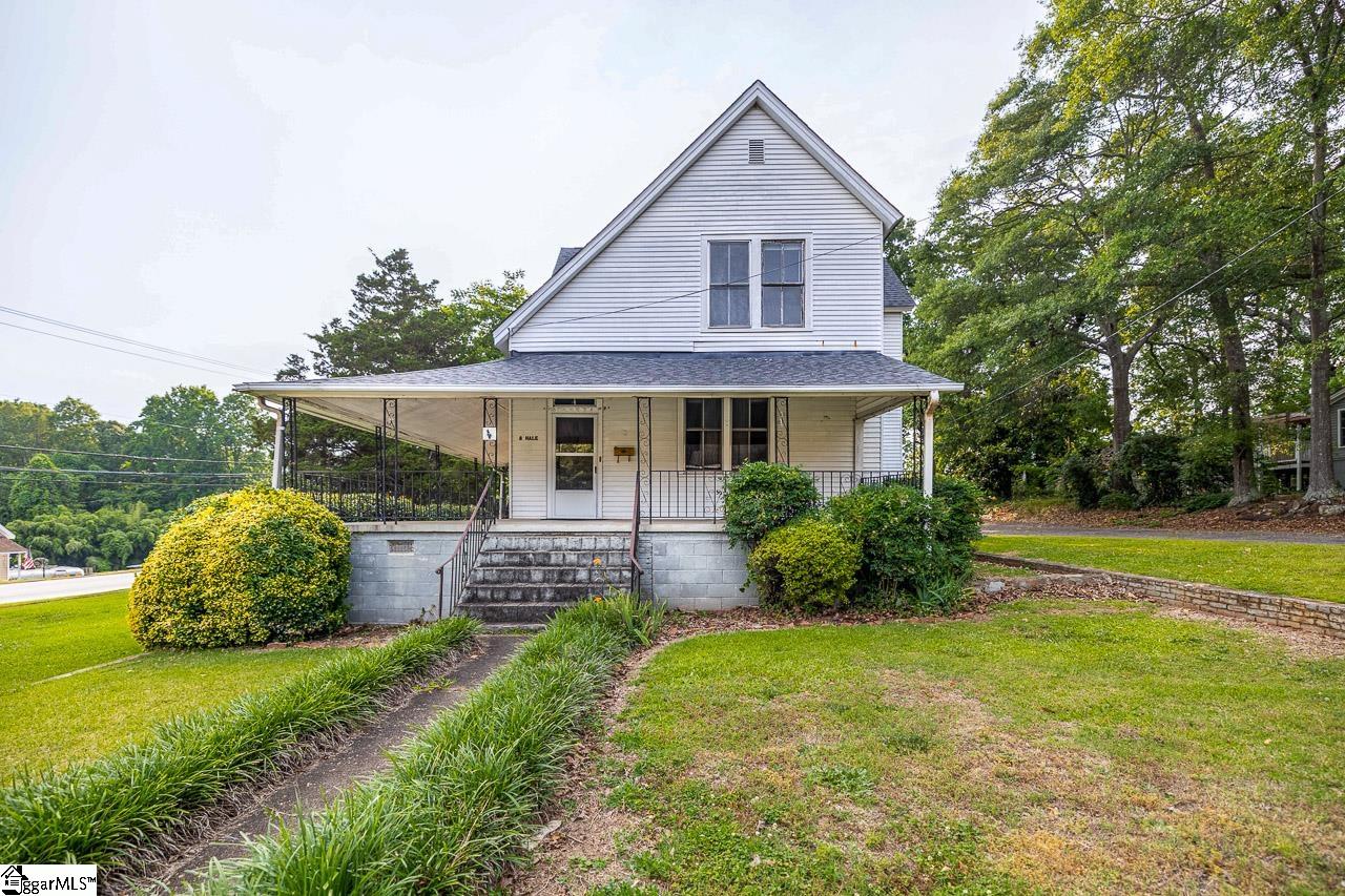 8 Hale Street, Pelzer SC 29669