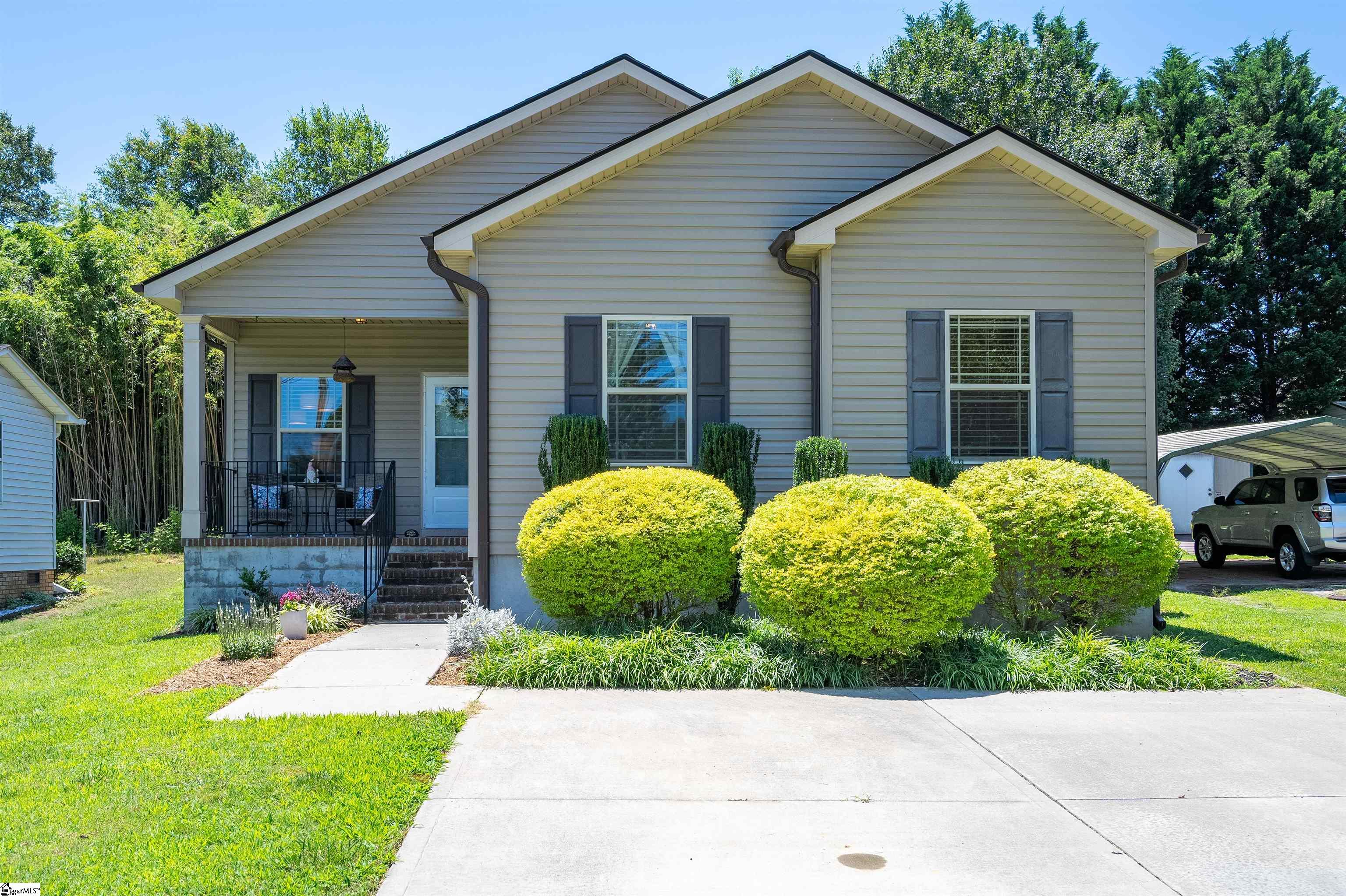 206 Center Street, Greer SC 29651