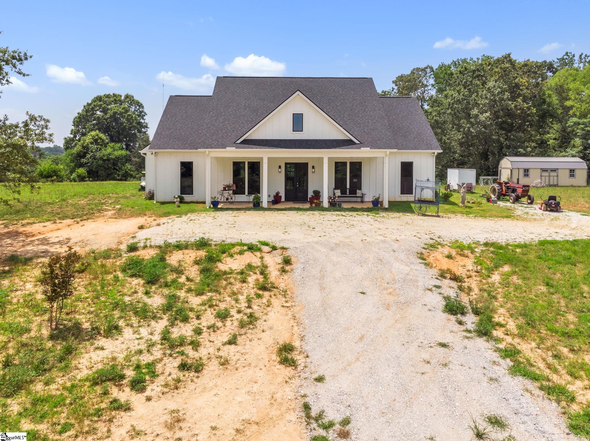 109 Phillips Lane Fountain Inn, SC 29644