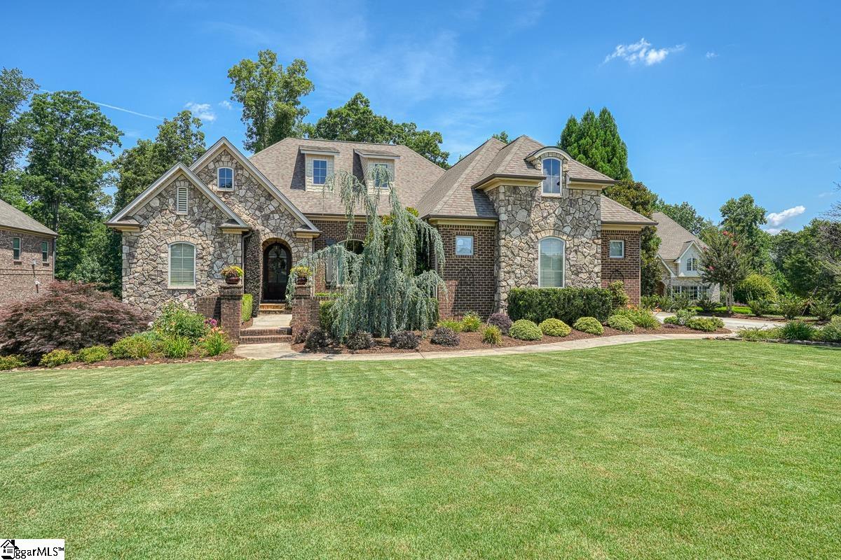 325 Tuxedo Lane, Greer SC 29651