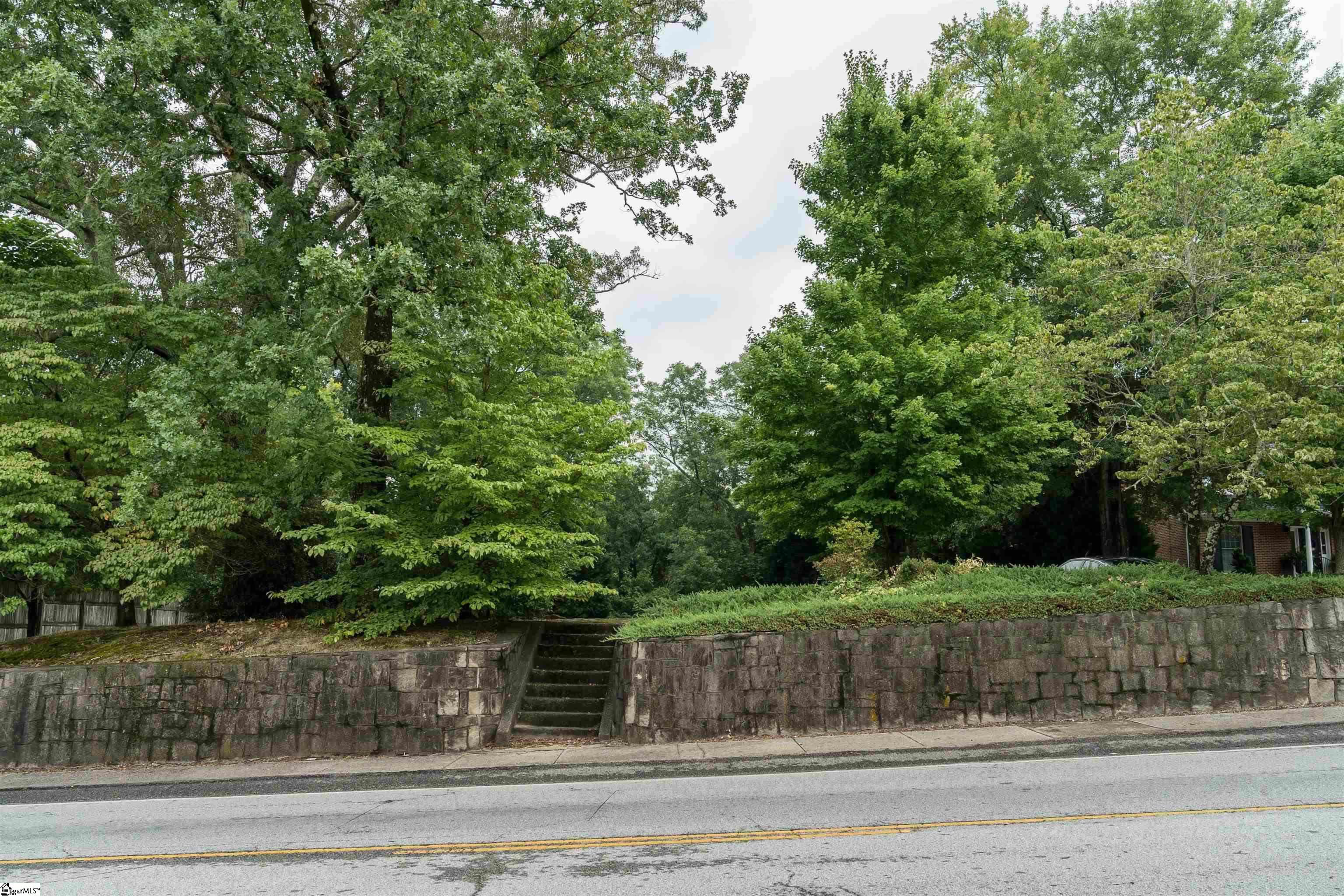 506 E Rutherford Street, Landrum SC 29356