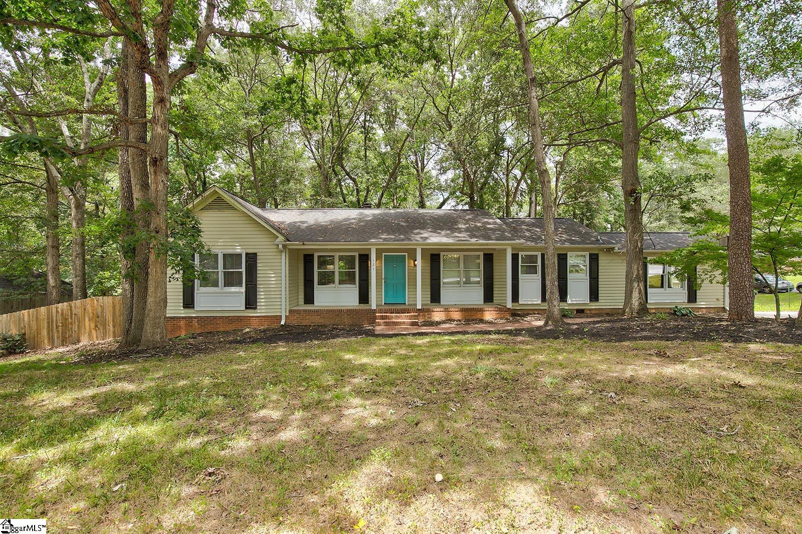 121 Oak Drive, Greer SC 29650