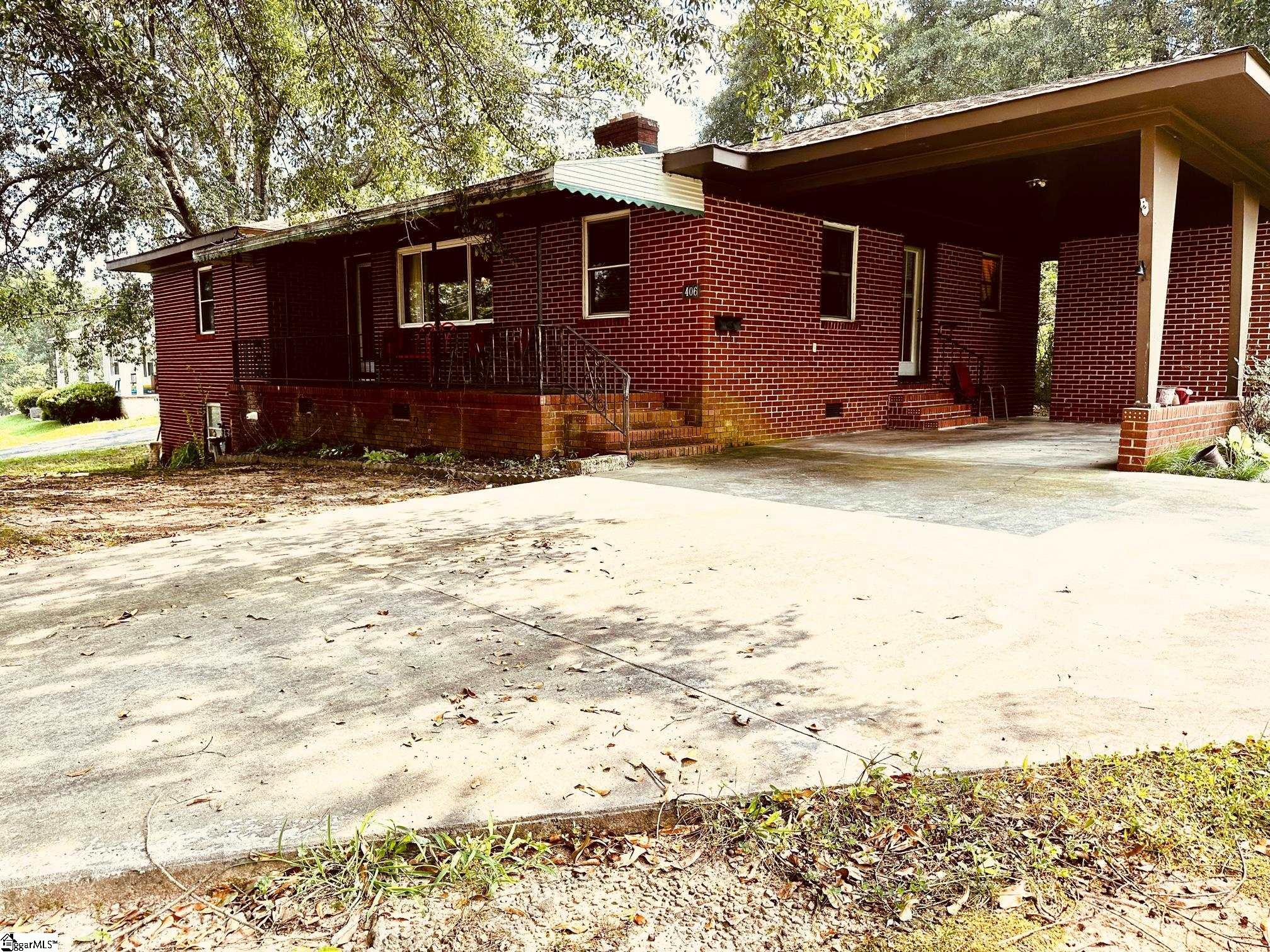 406 S Catherine Street, Pickens SC 29671