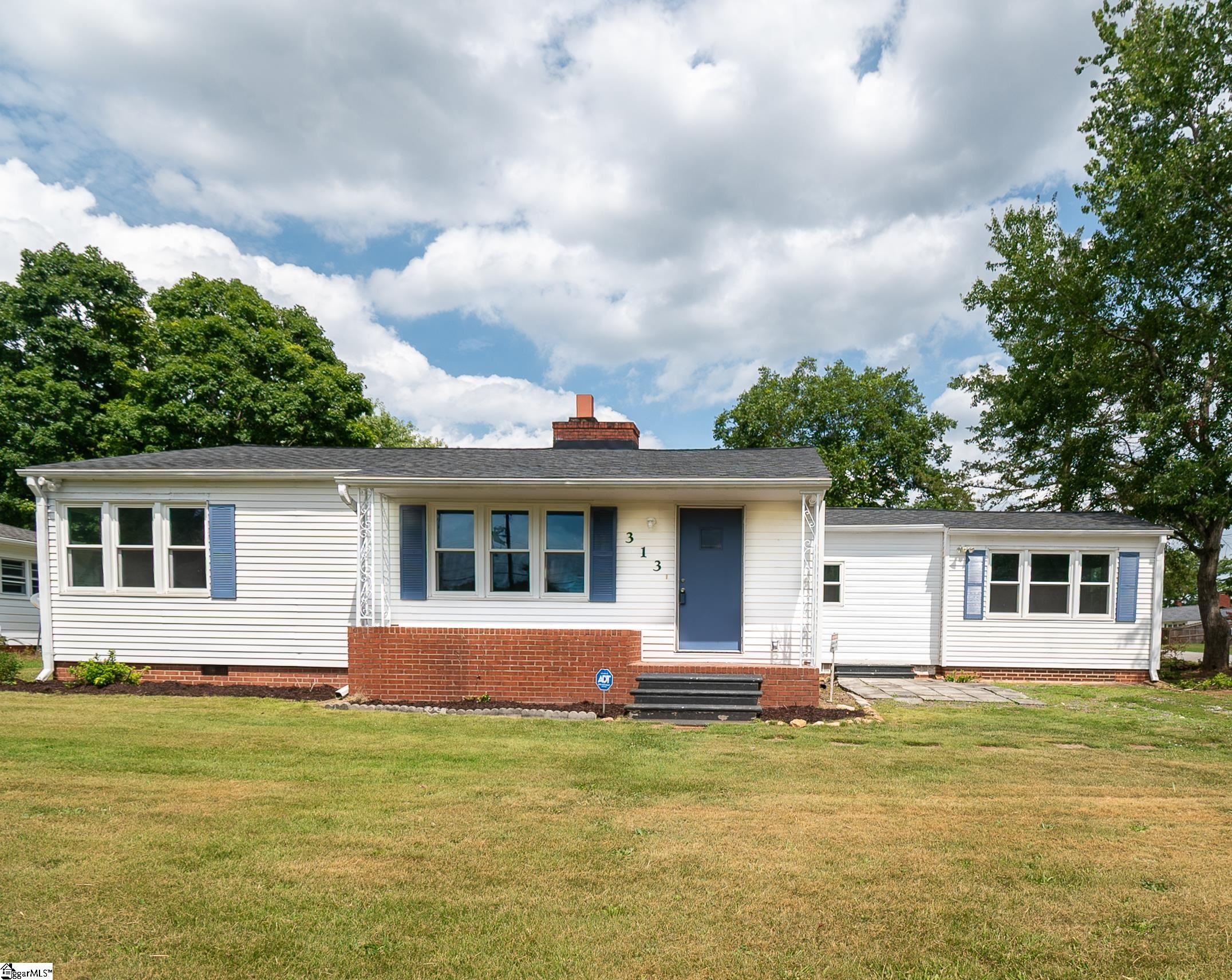 313 Ammons Road, Spartanburg SC 29306-4001
