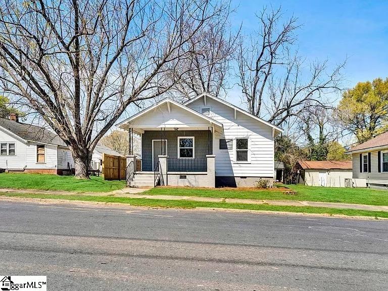 304 Jefferson Street, Clinton SC 29325