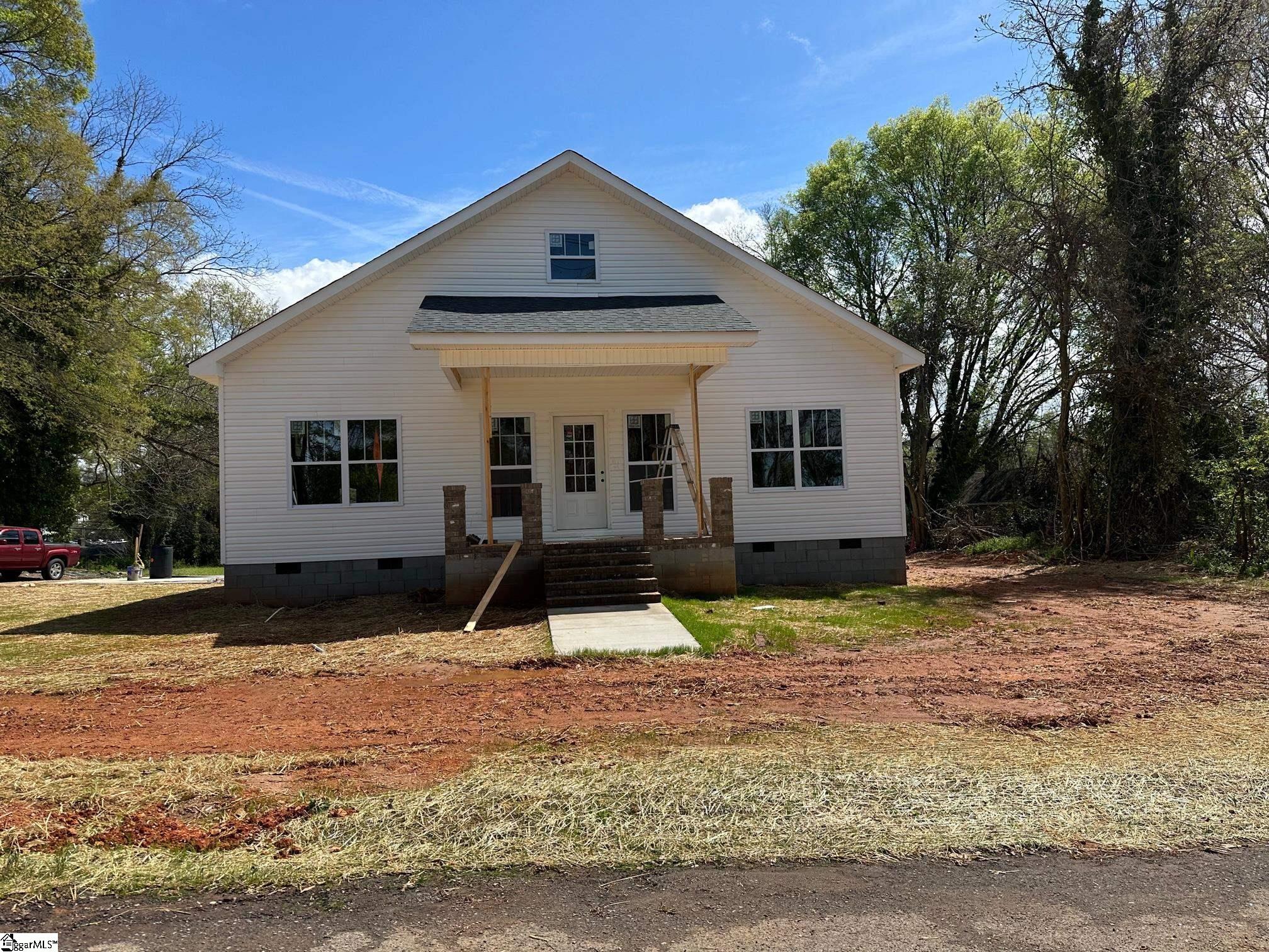 618 S Logan Street, Gaffney SC 29341