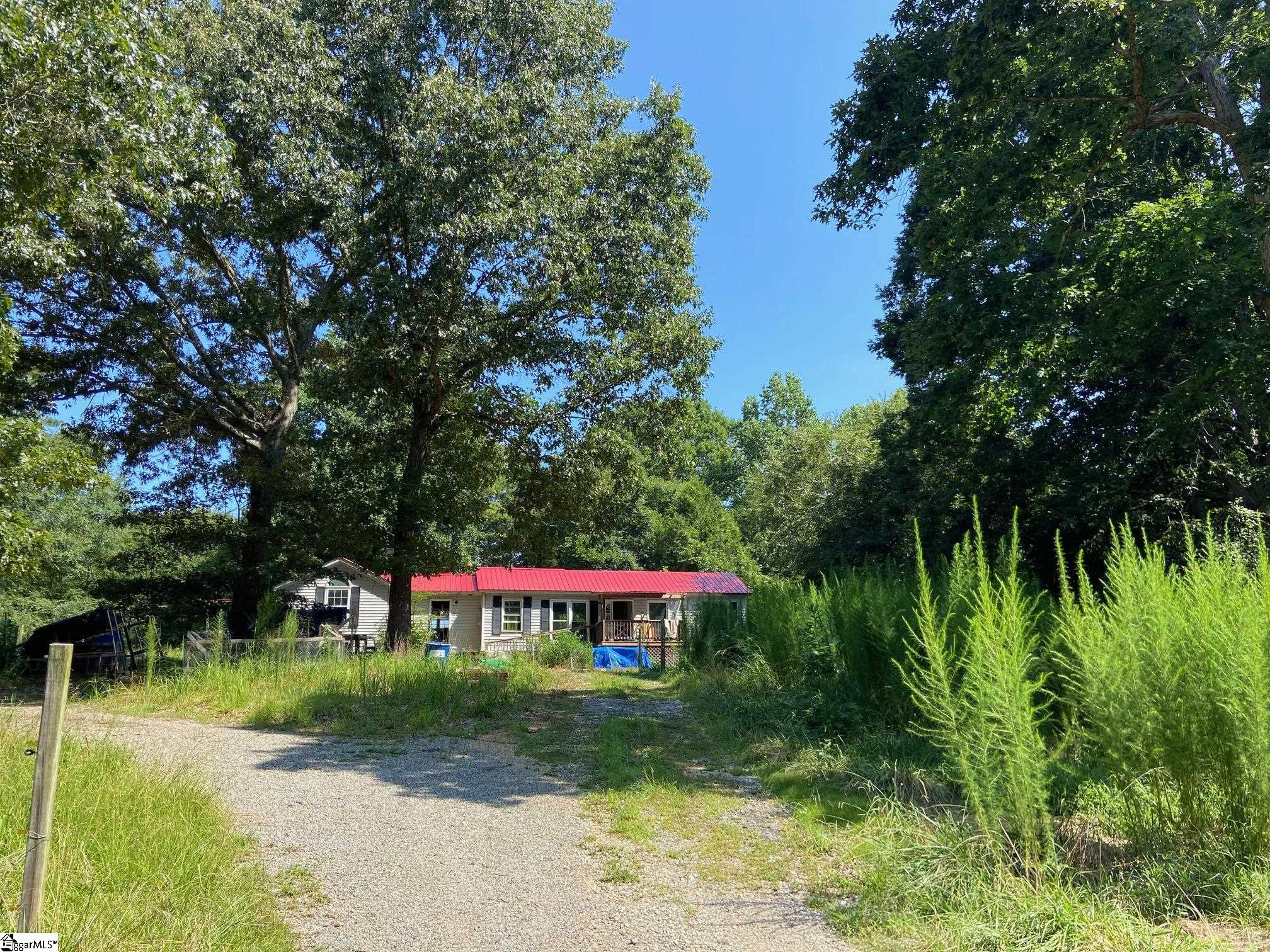 646 Millrock Church Road, Gray Court SC 29645