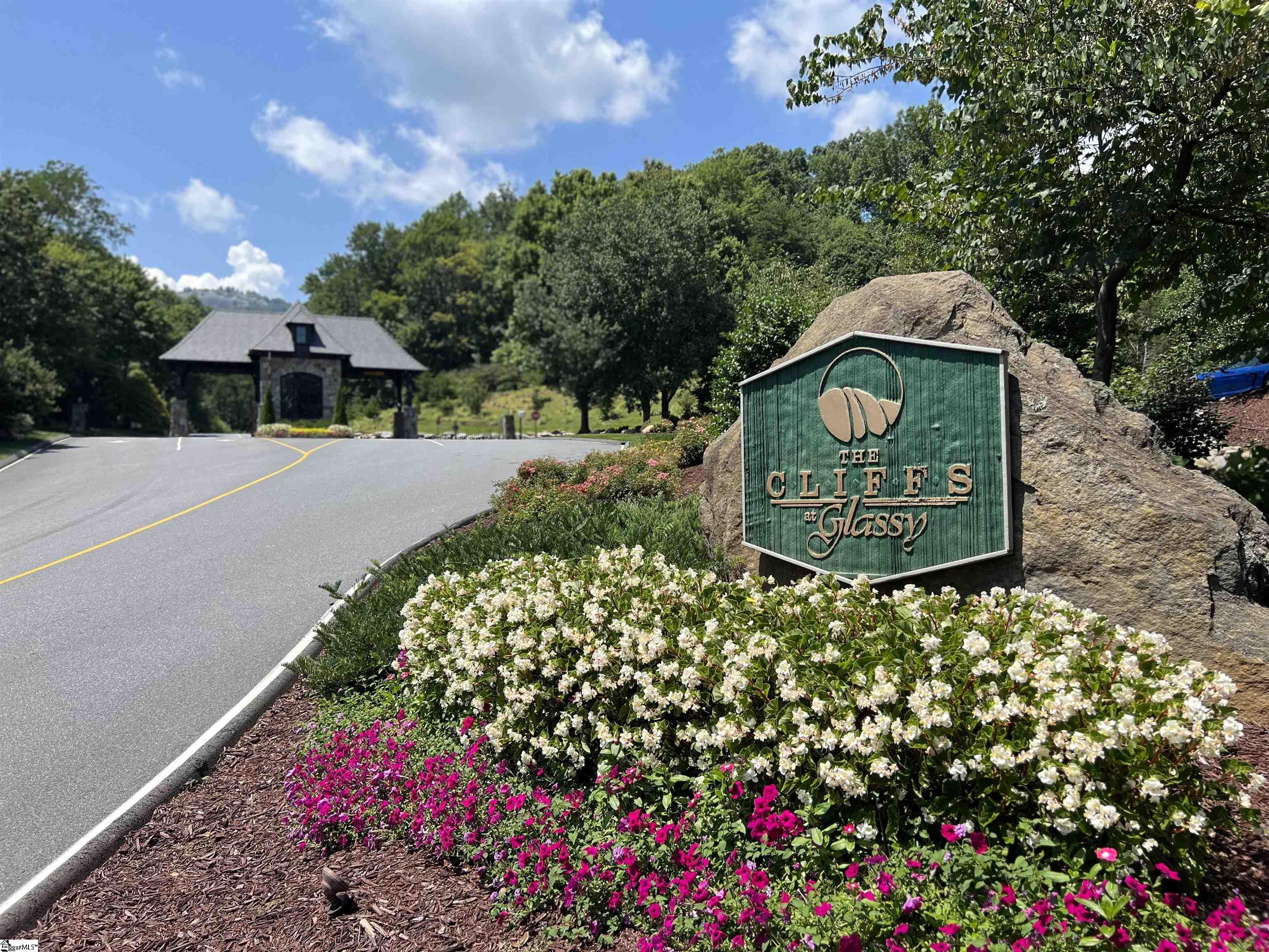 67 High Rock Ridge, Landrum SC 29356