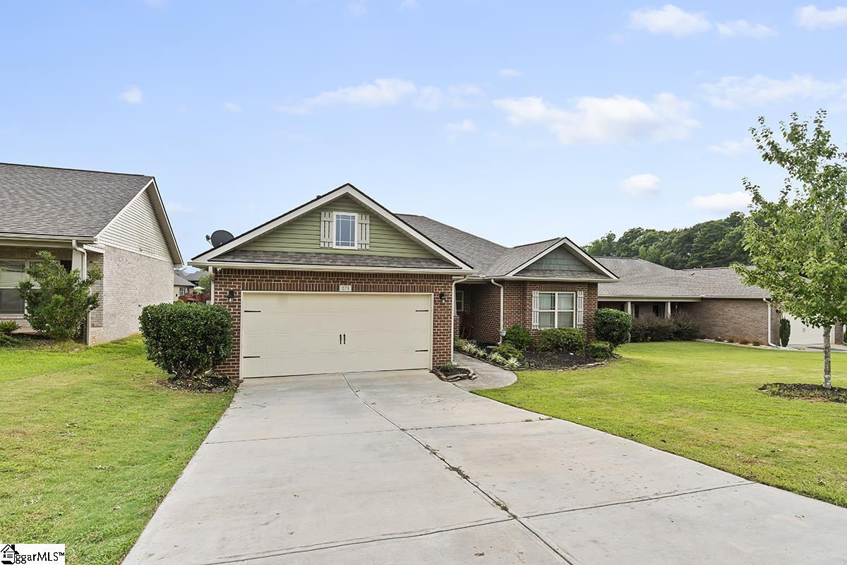 271 Stone Crest Drive, Roebuck SC 29376