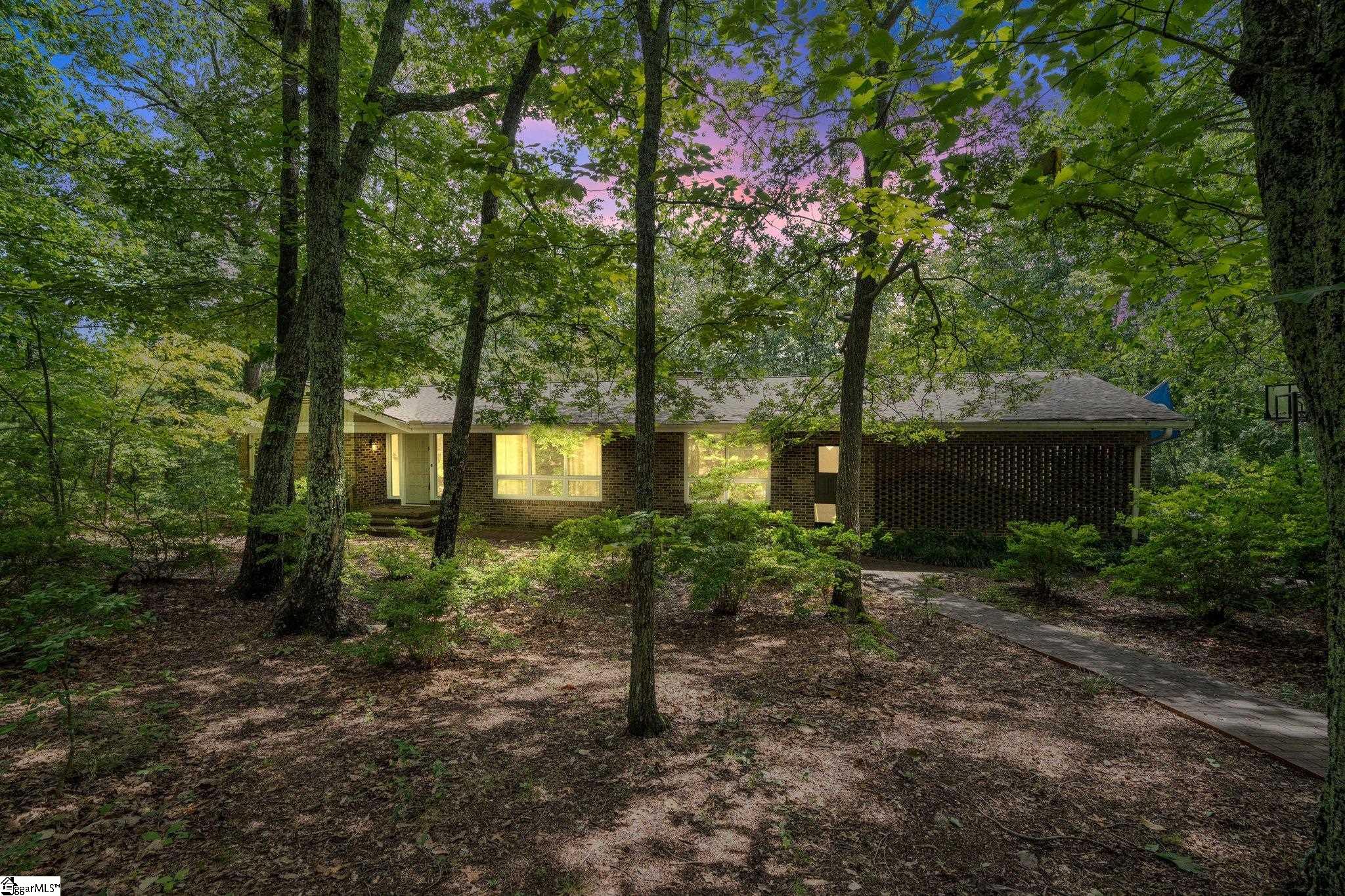 407 Fairview Drive, Greenville SC 29609