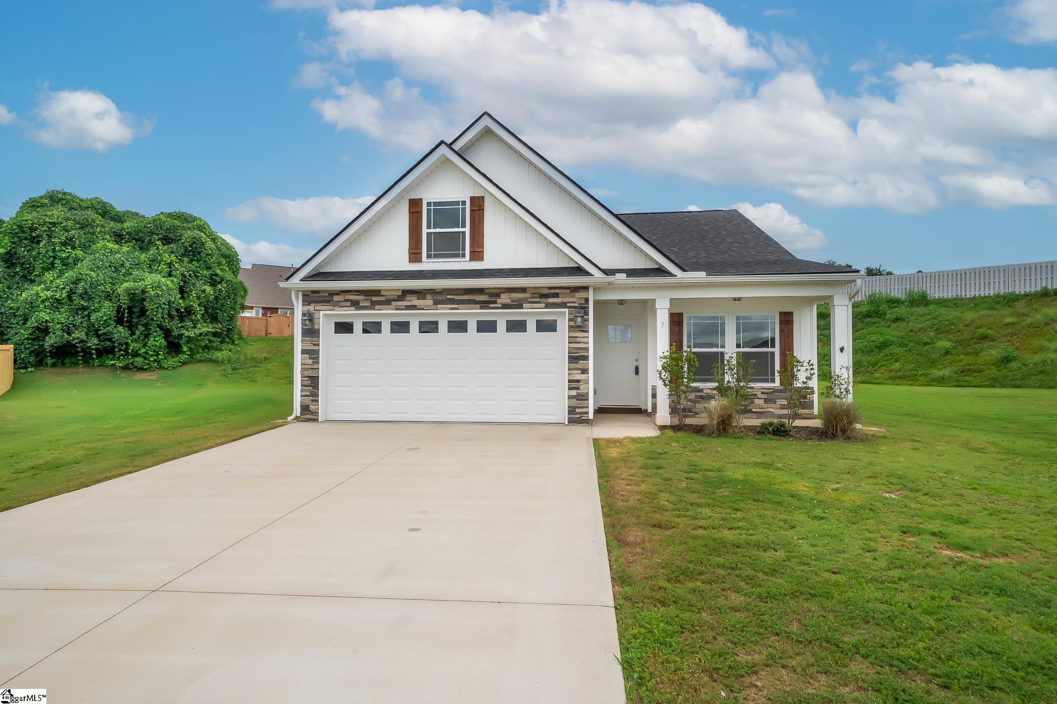 7 Orchard Crest Court, Greer SC 29651