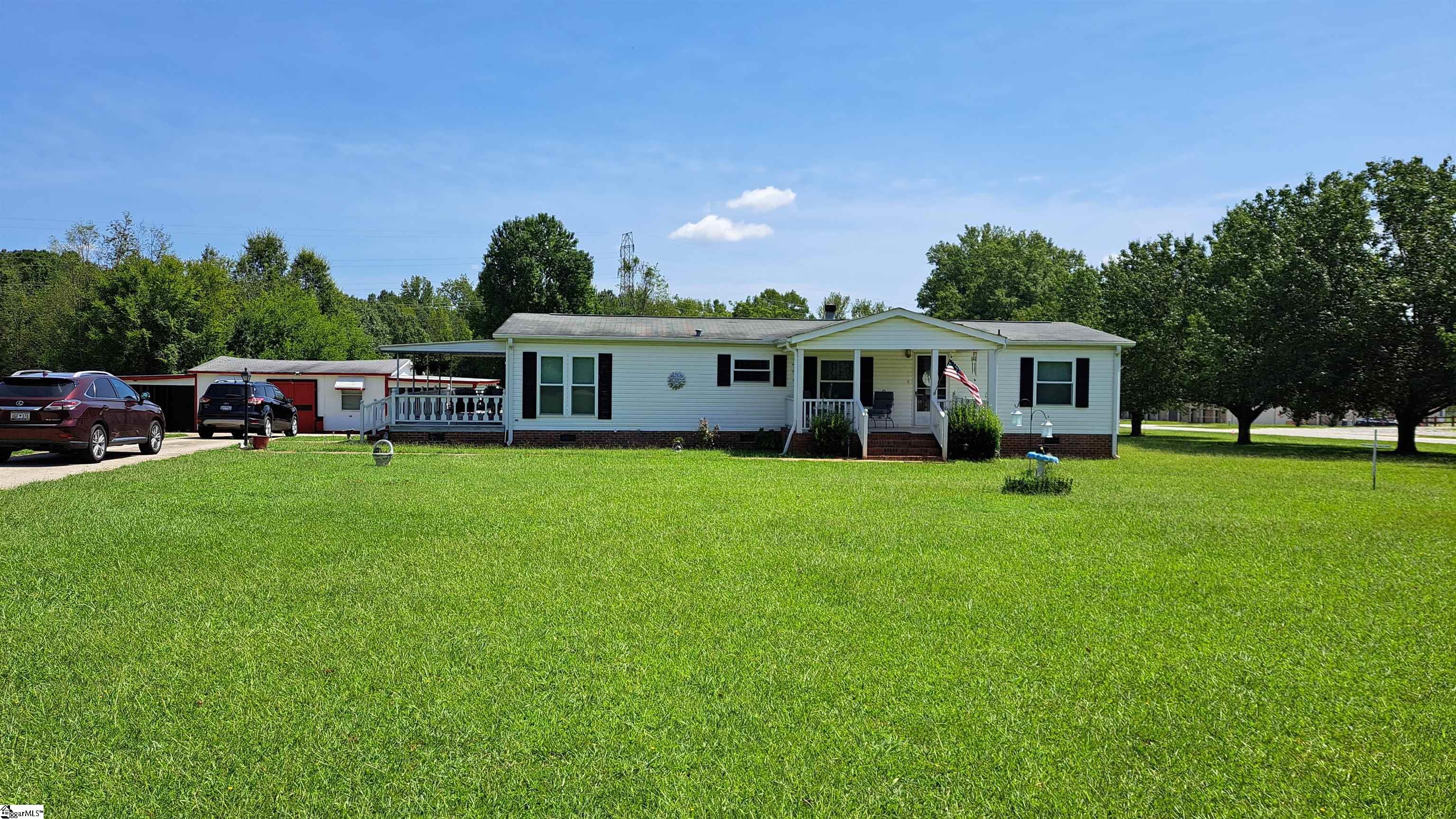 1081 Charlottes Road, Clinton SC 29325