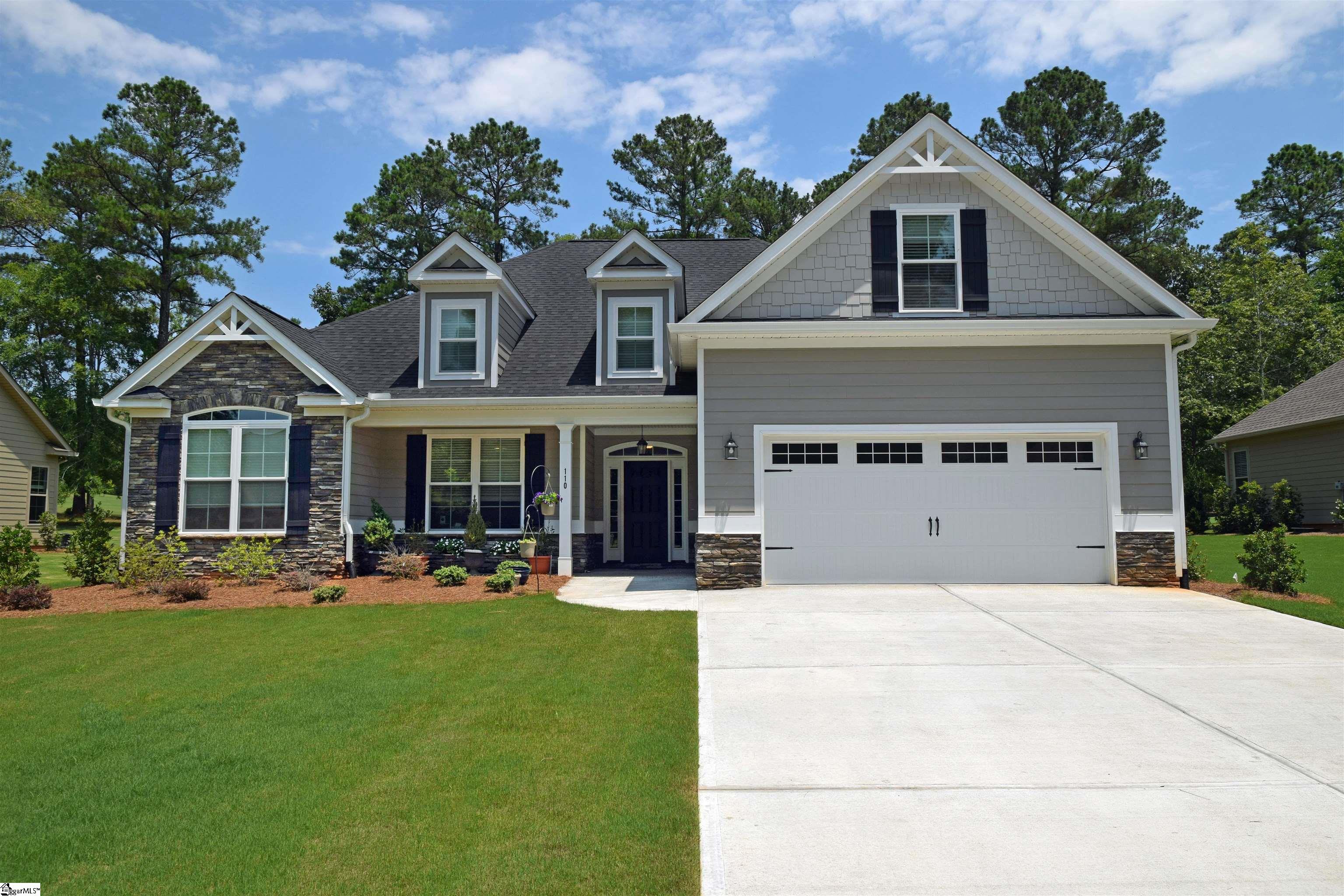 listing main picture