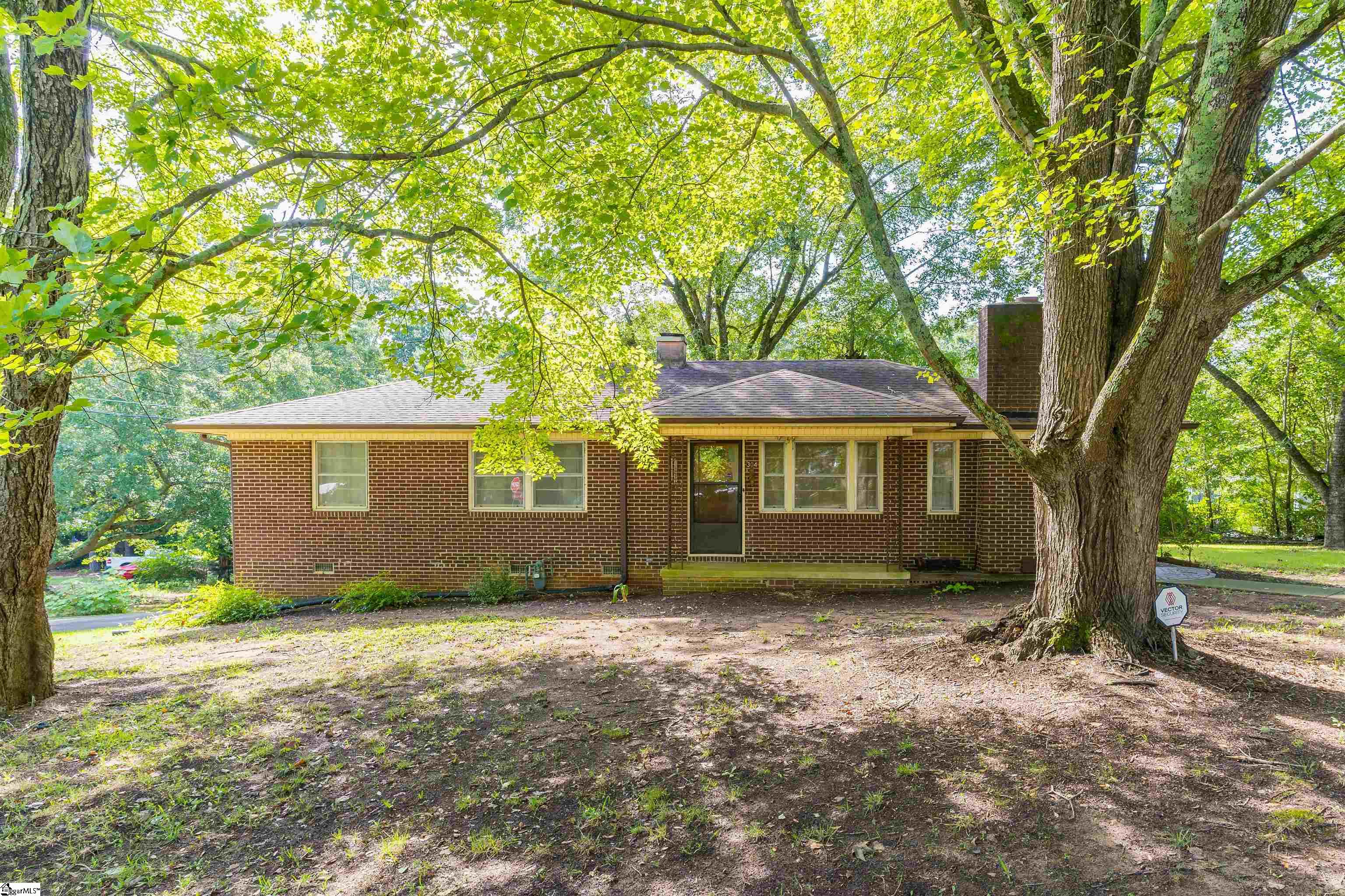 304 Azalea Drive, Anderson SC 29625