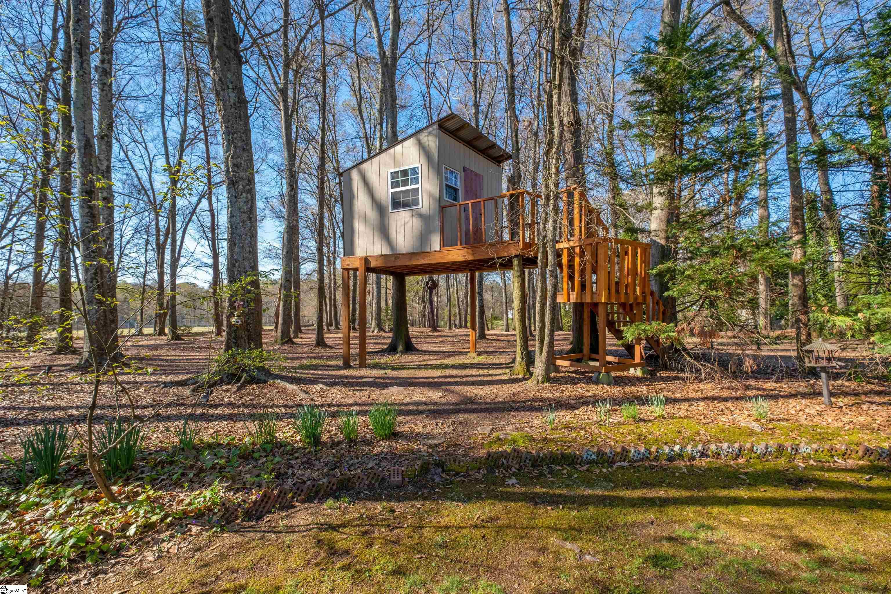 104 Taylors Road Taylors, SC 29687