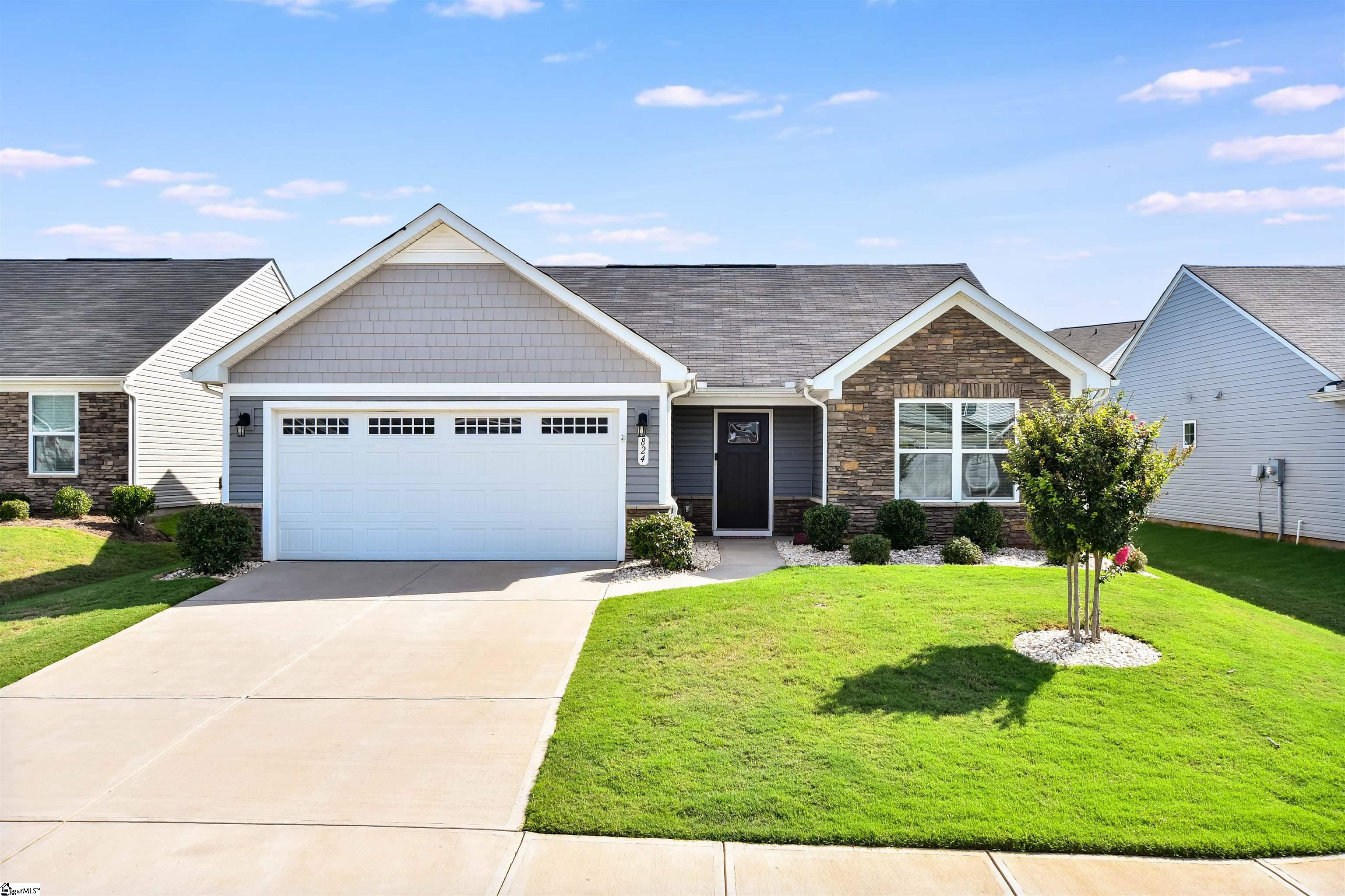 824 Shady Oak Court, Boiling Springs SC 29316