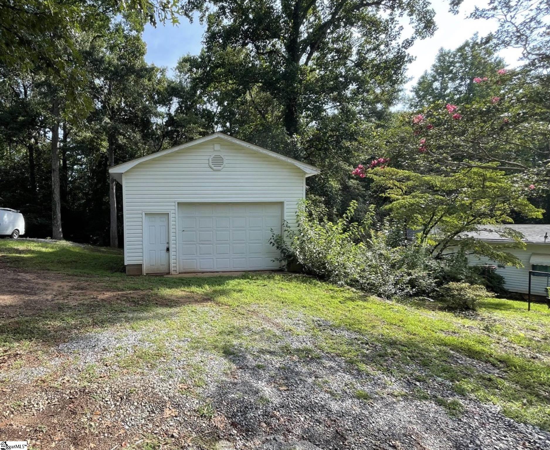 105 Lynwood Drive, Duncan SC 29334