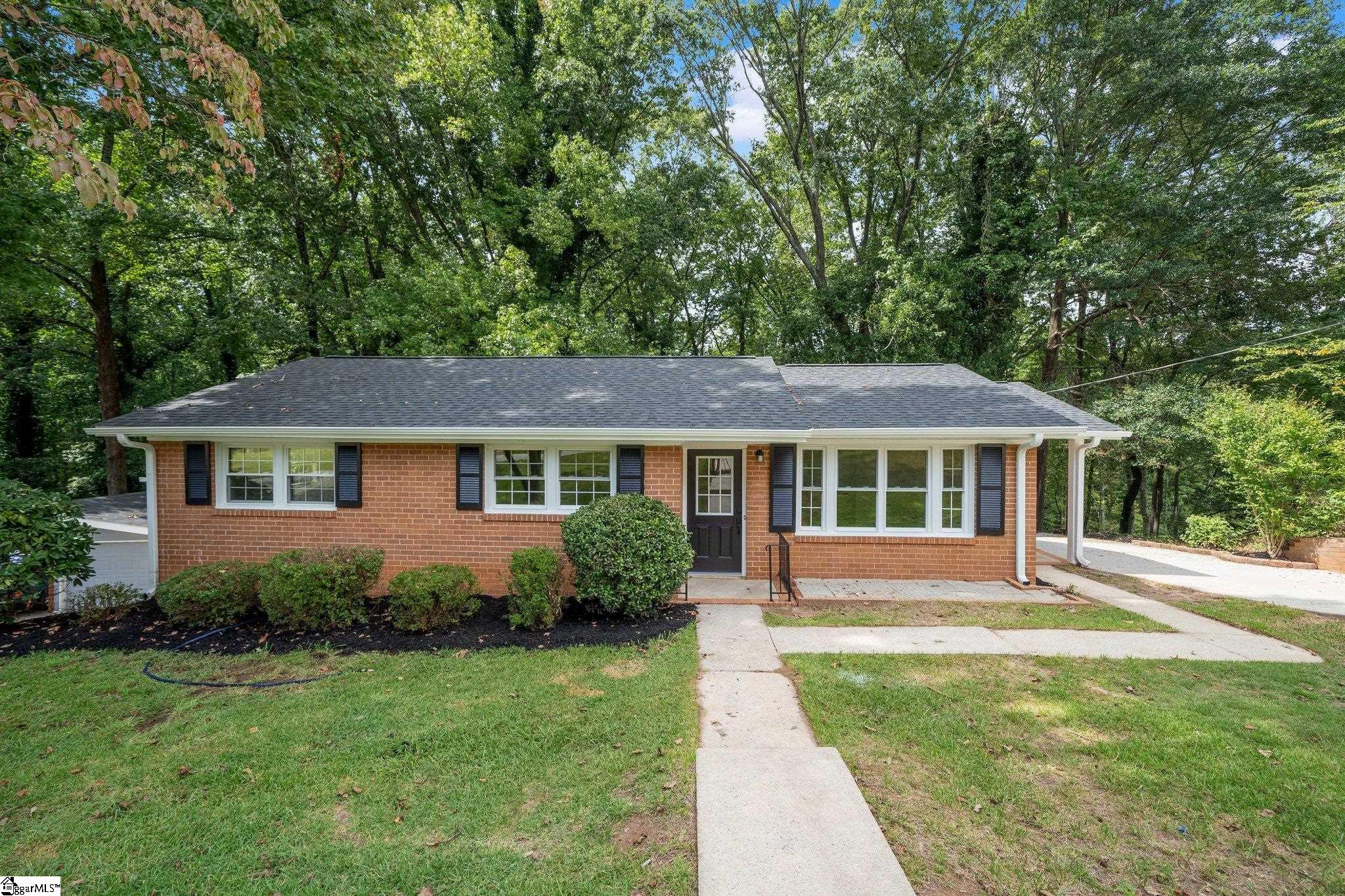 1051 E Perry Road, Greenville SC 29609